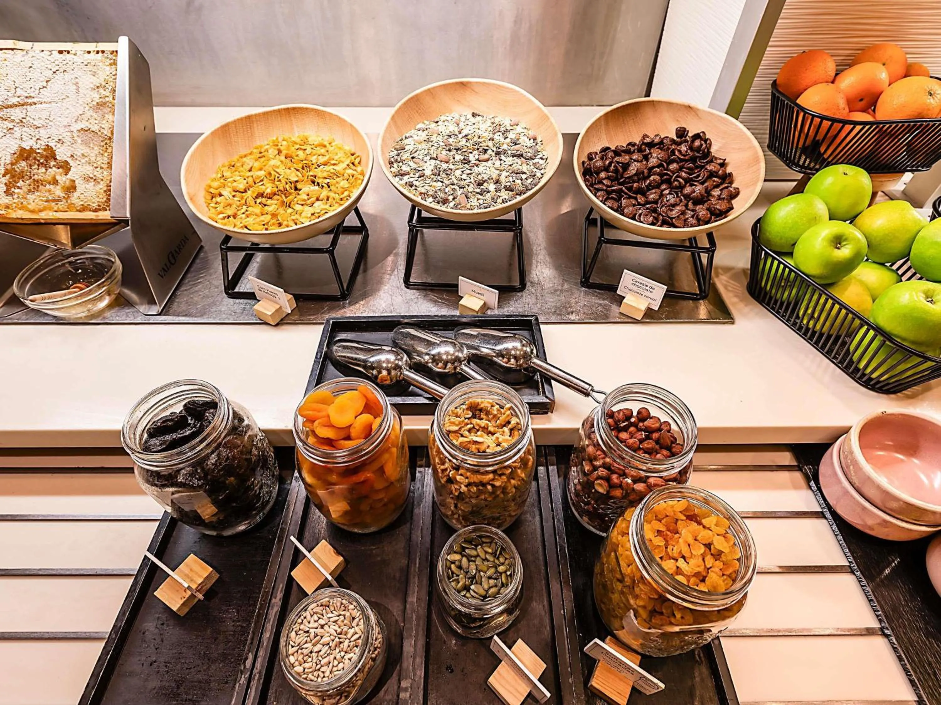 Breakfast in Hotel Mercure Lisboa