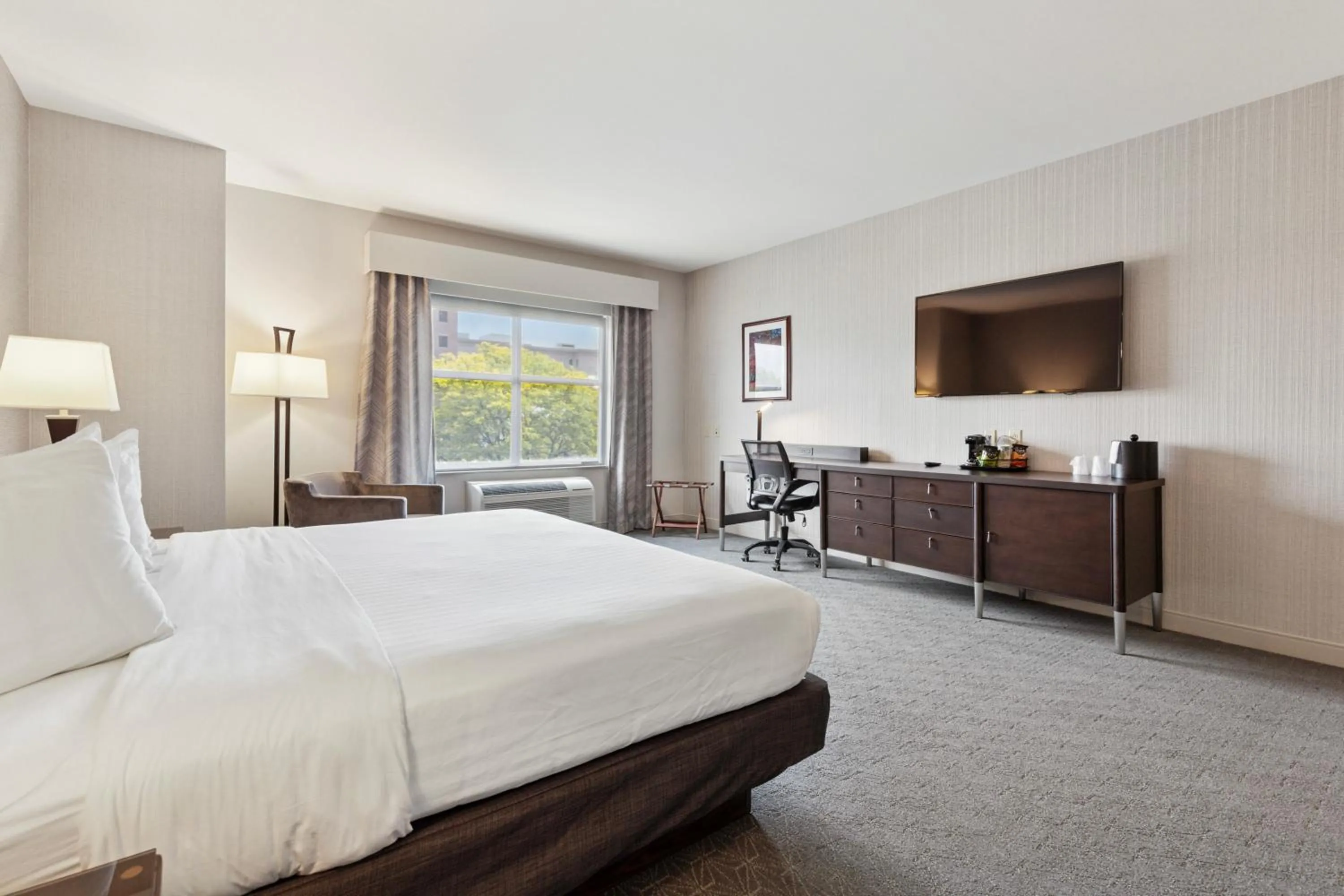 Bedroom, Bed in The Hotel Warner