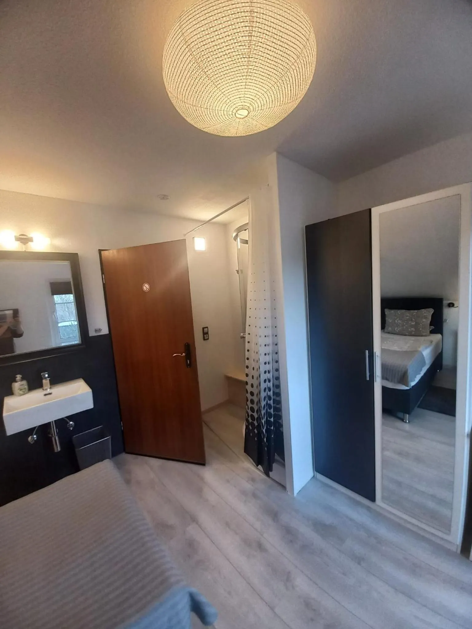 Kitchen or kitchenette, Bed in Best Pension