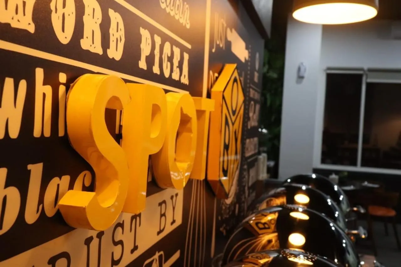 Logo/Certificate/Sign in Front One Inn Kediri