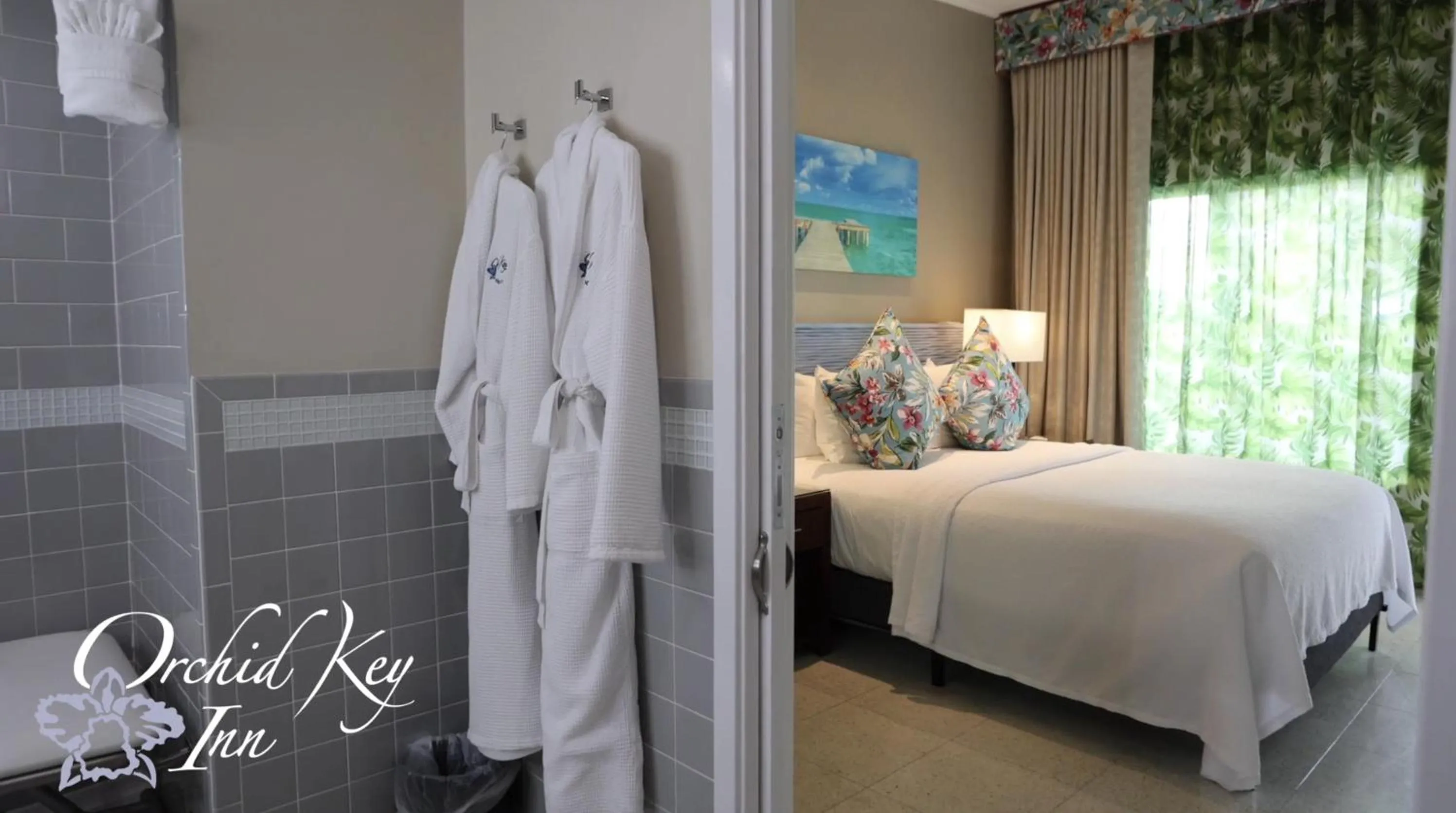 Bed in Orchid Key Inn - Adults Only