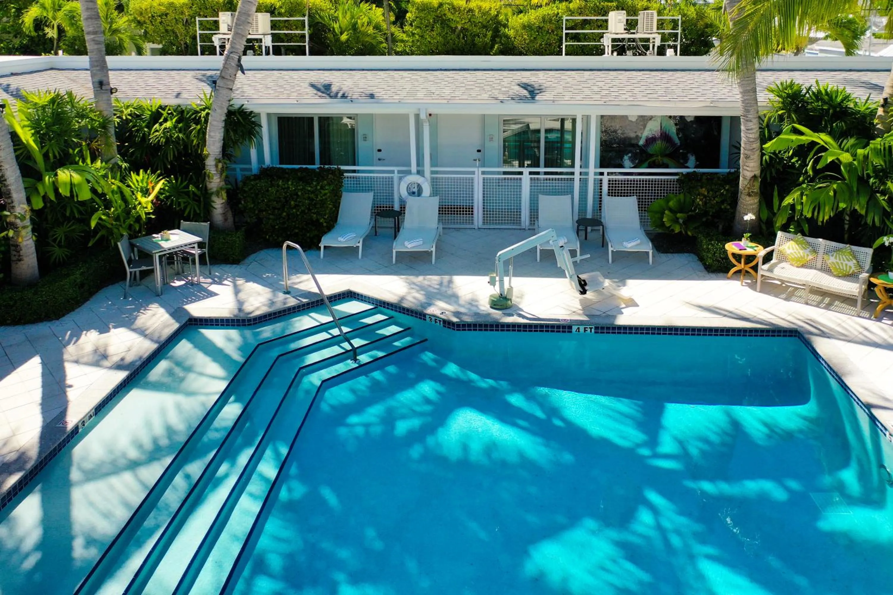 Swimming pool in Orchid Key Inn - Adults Only