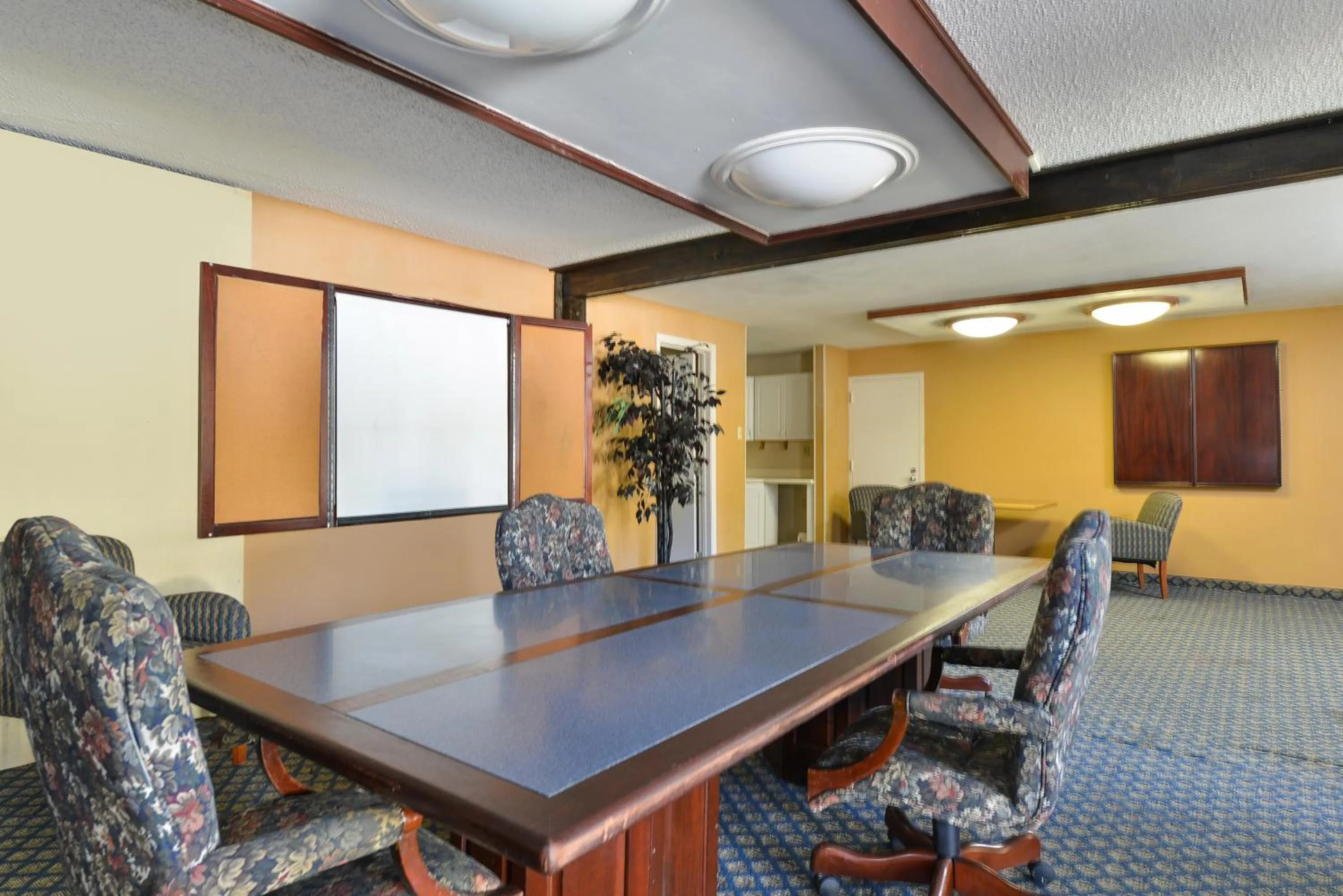 Banquet/Function facilities in Motel 6-Gainesville, FL