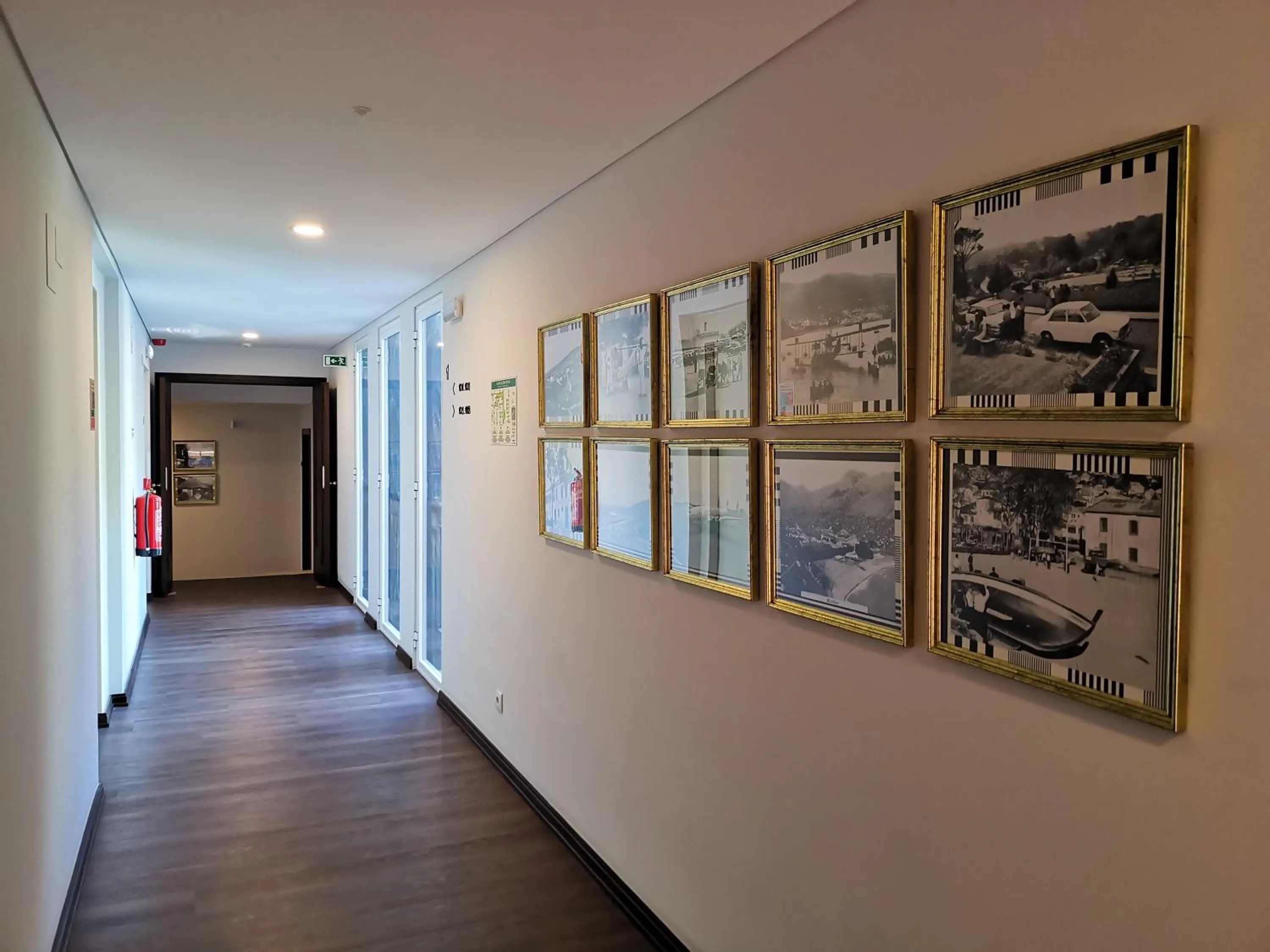 Santa Cruz Village Hotel