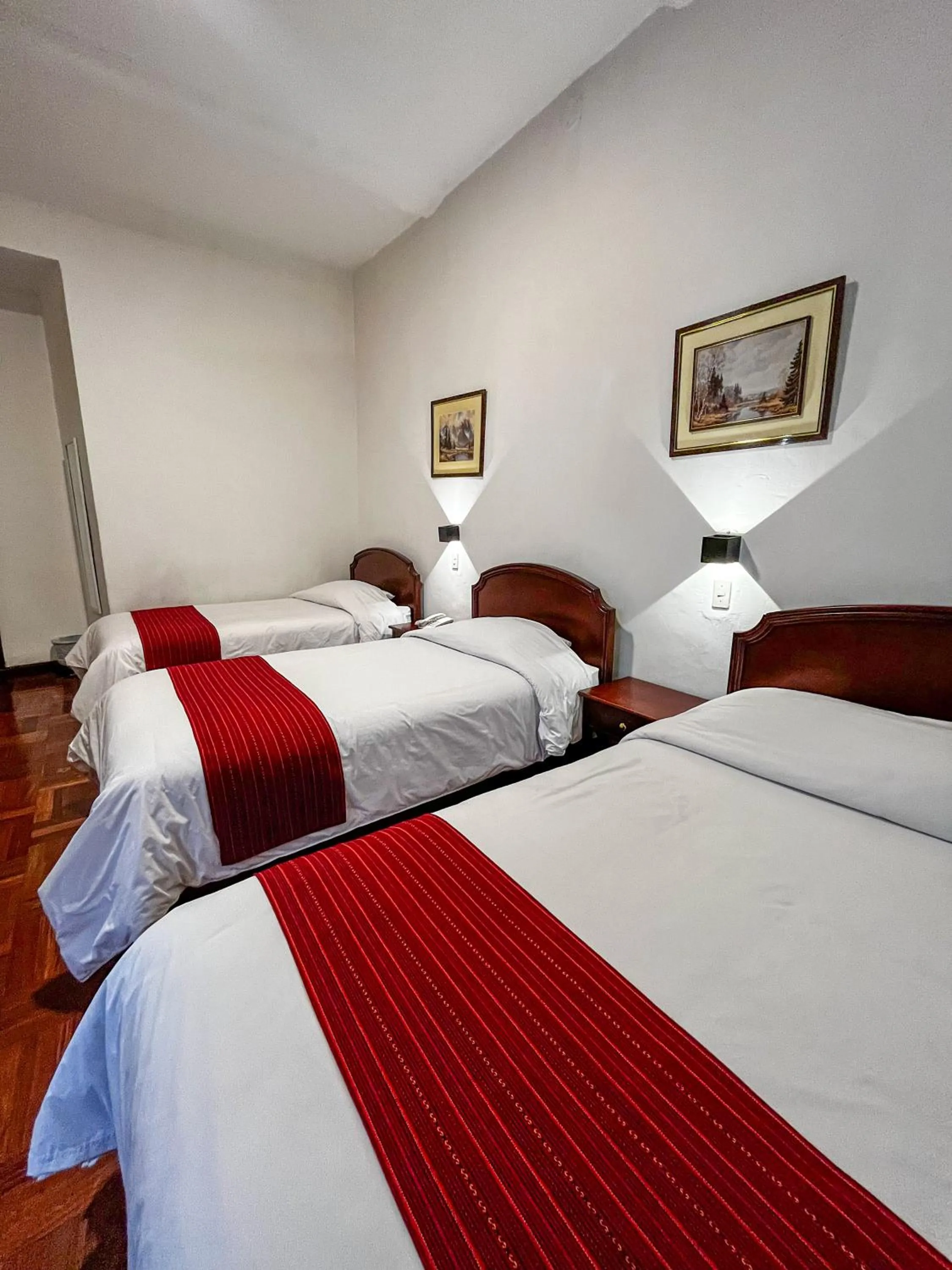 Bed in Hotel Cusco Plaza Saphi