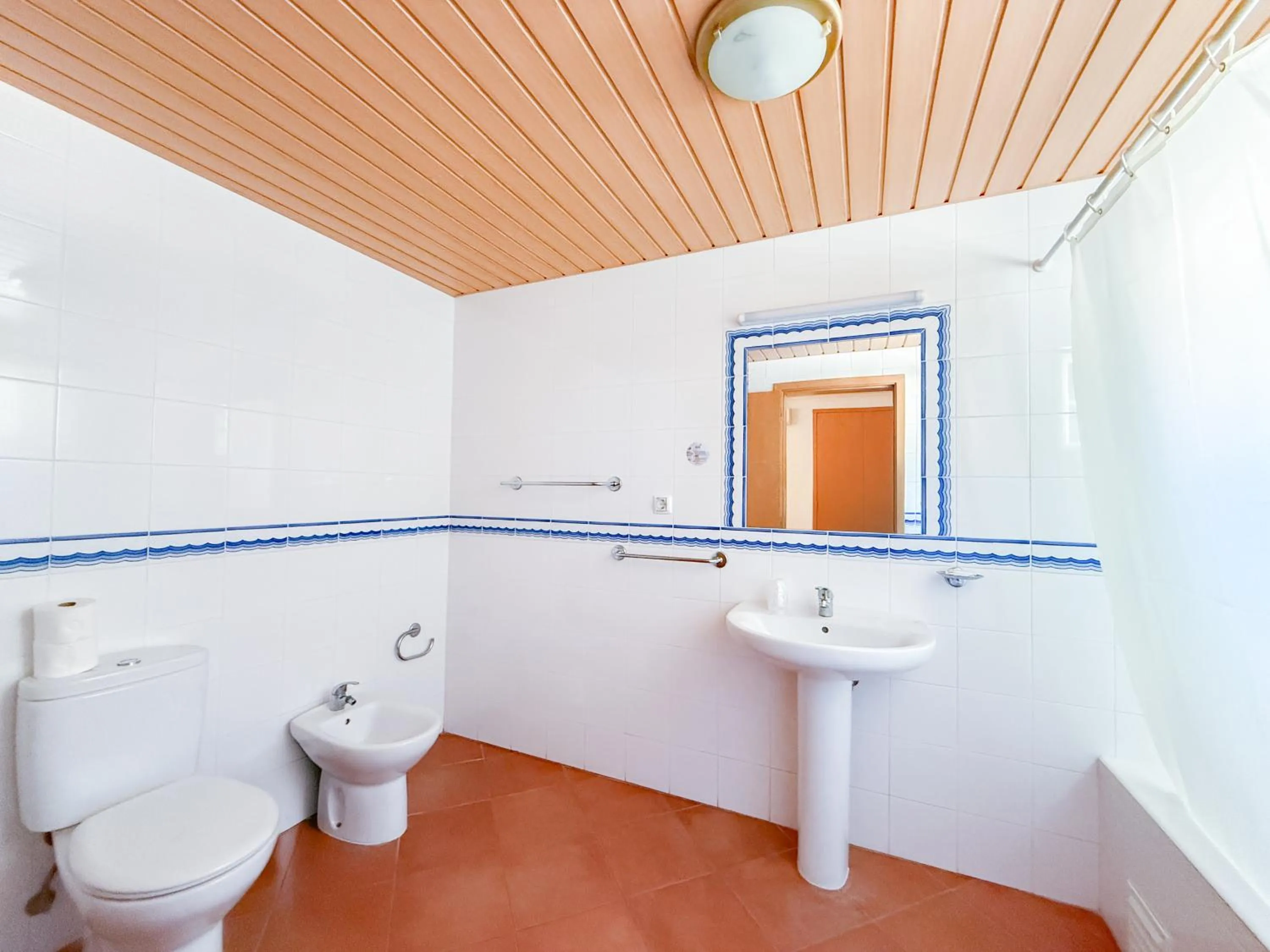 Toilet in Oleandro Country Club