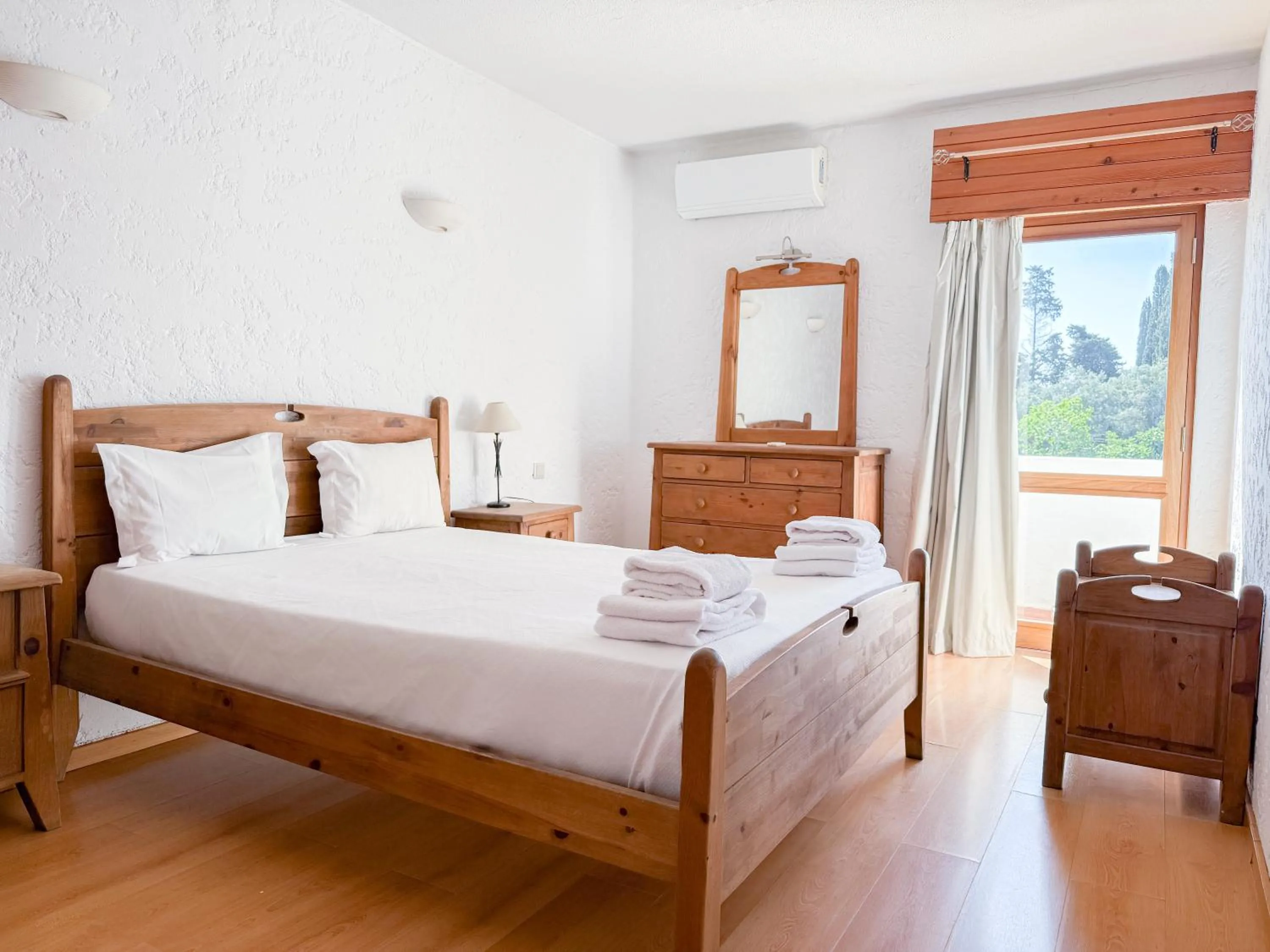 Bed in Oleandro Country Club