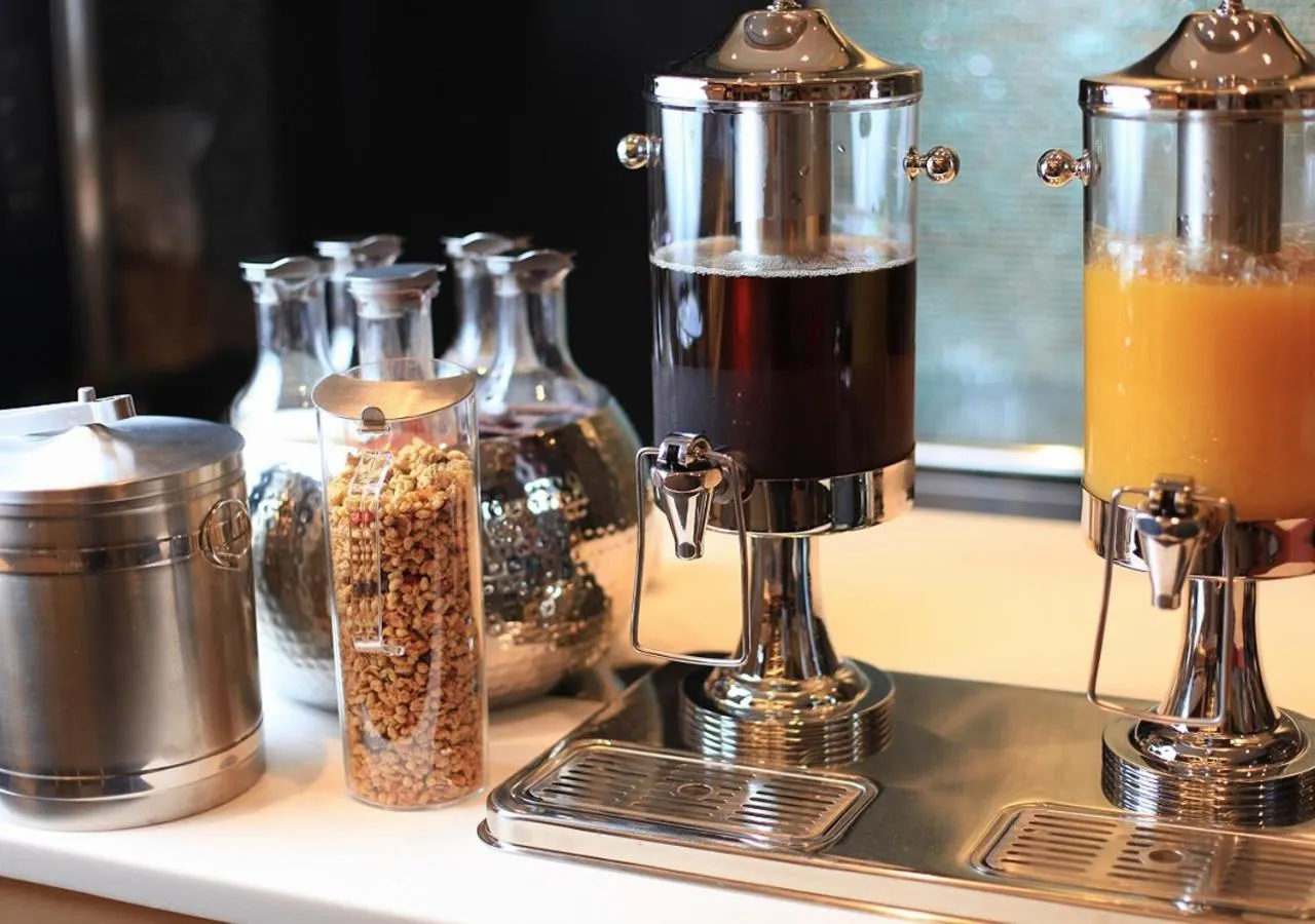 Food and drinks in Urban Hotel Kyoto Shijo Premium