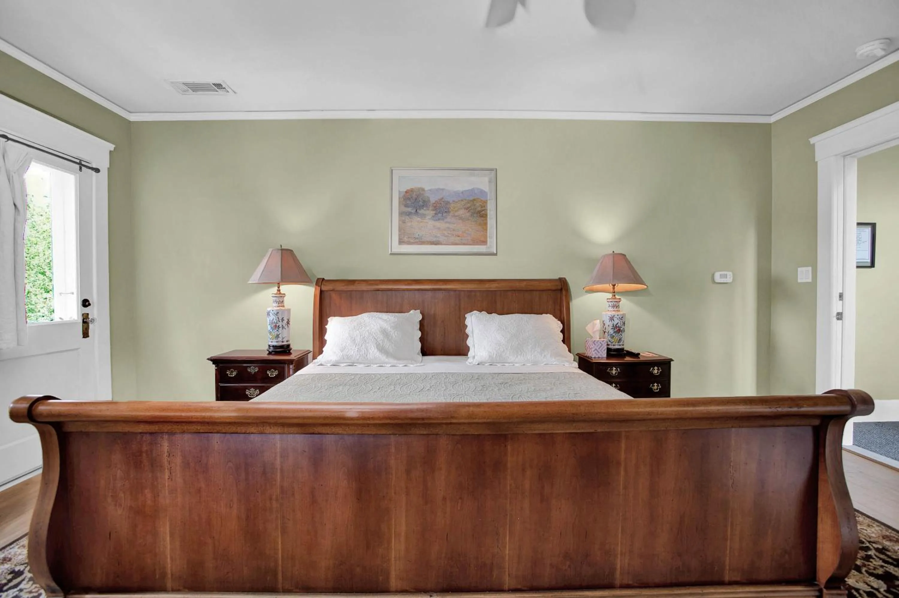 Bed in Arroyo Vista Inn