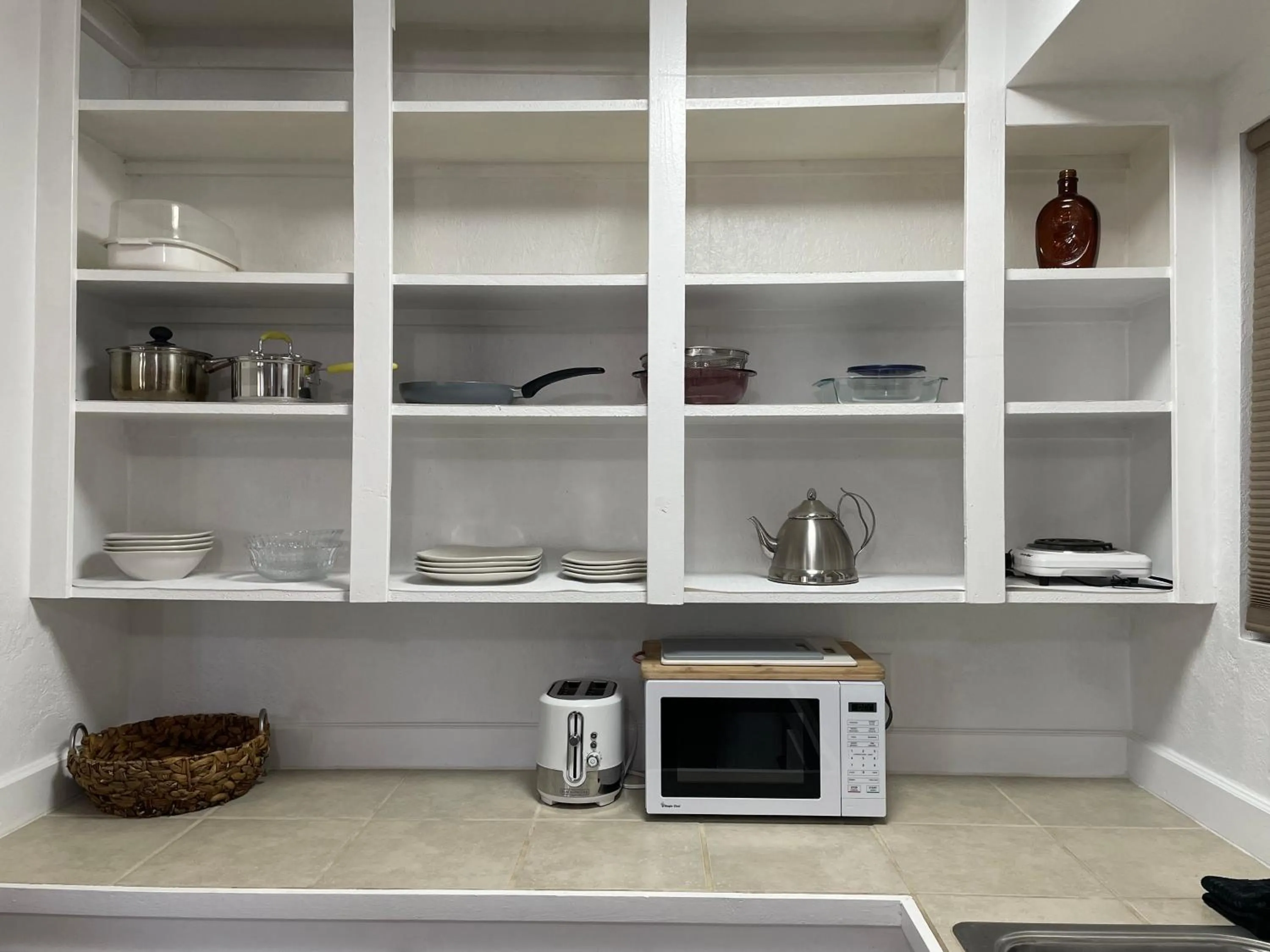 Kitchen or kitchenette in Sierra Mountain Lodge - Vacation Rentals - Yosemite