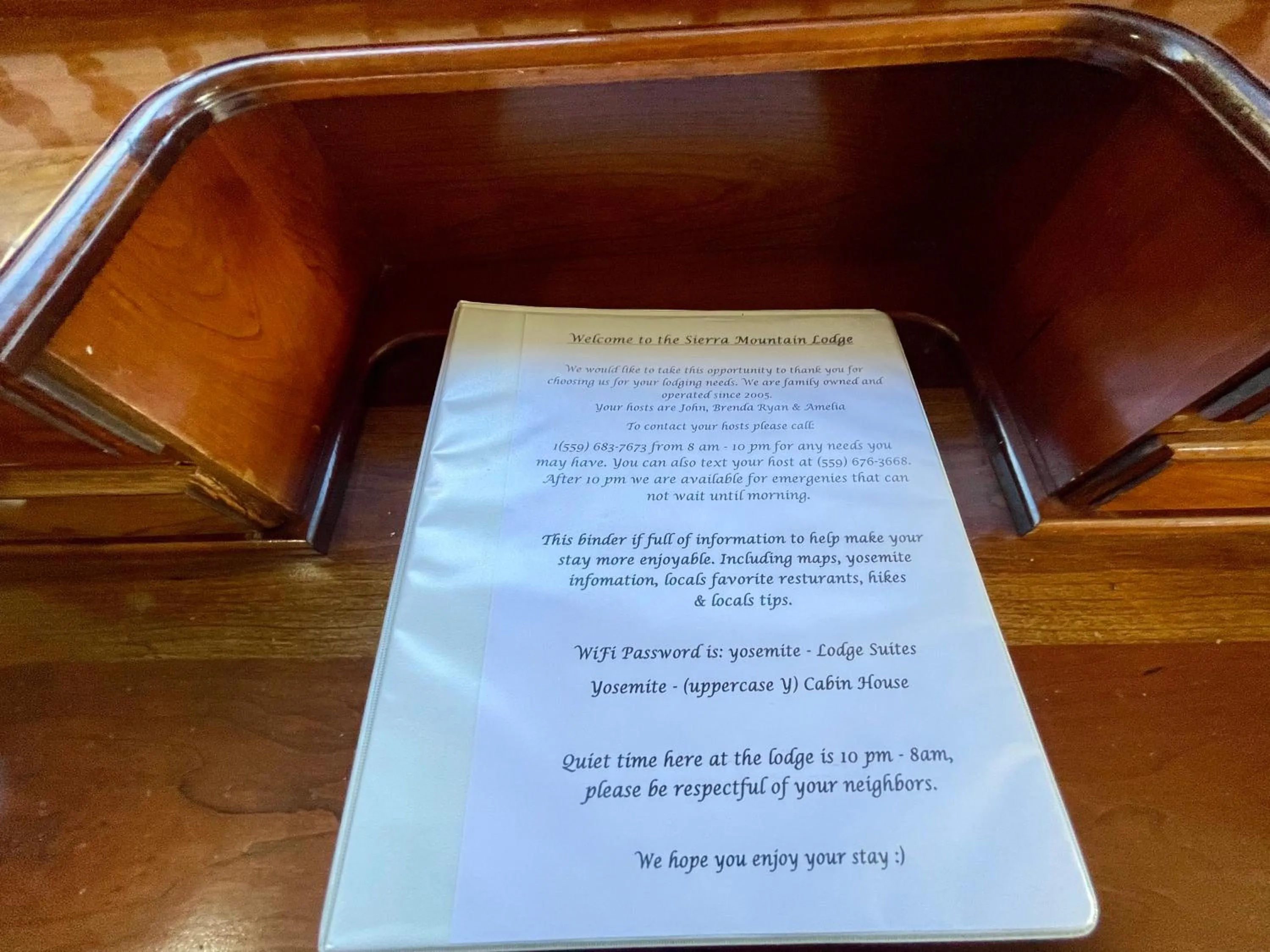 Text overlay in Sierra Mountain Lodge - Vacation Rentals - Yosemite