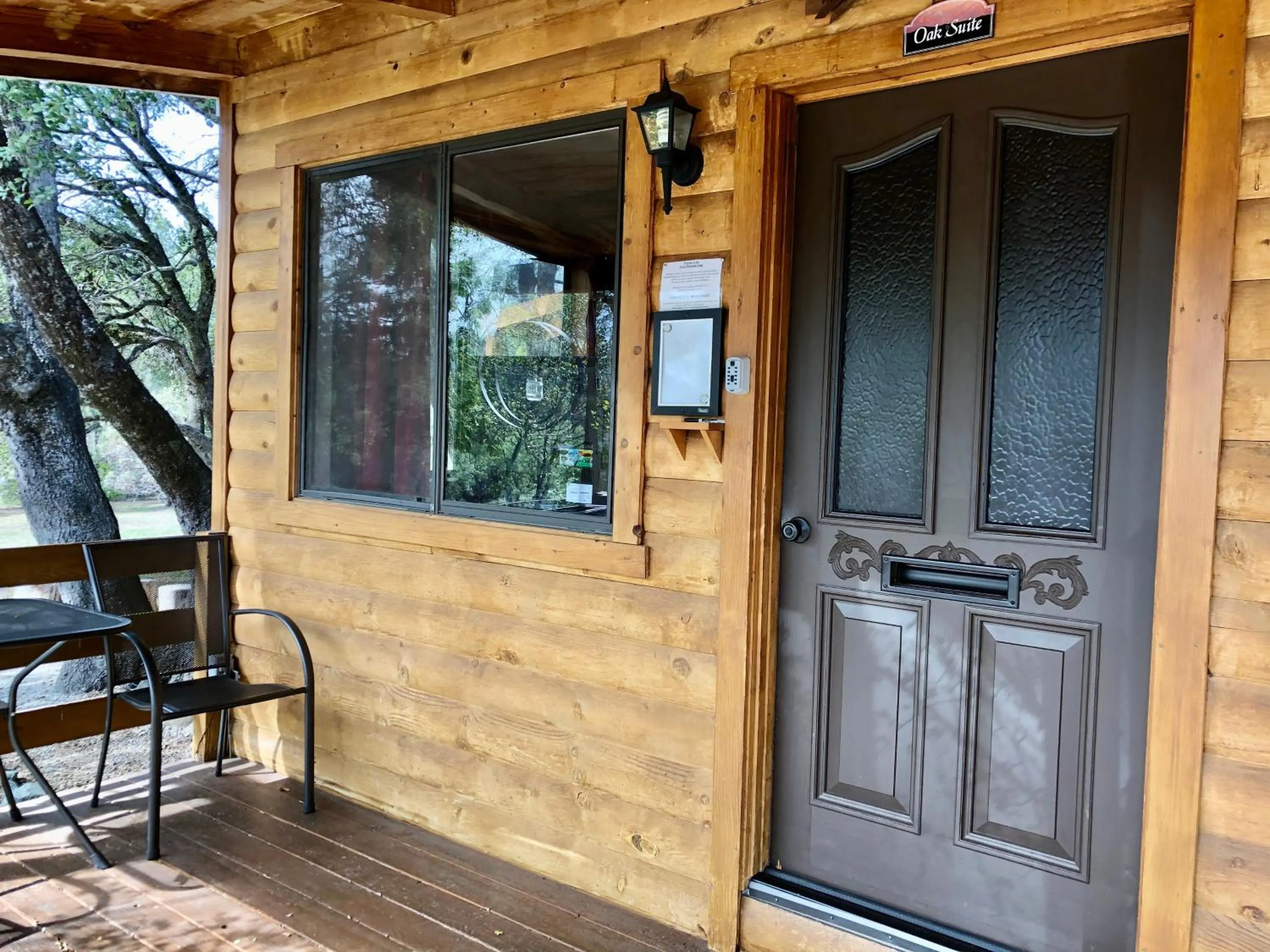 Facade/entrance in Sierra Mountain Lodge - Vacation Rentals - Yosemite