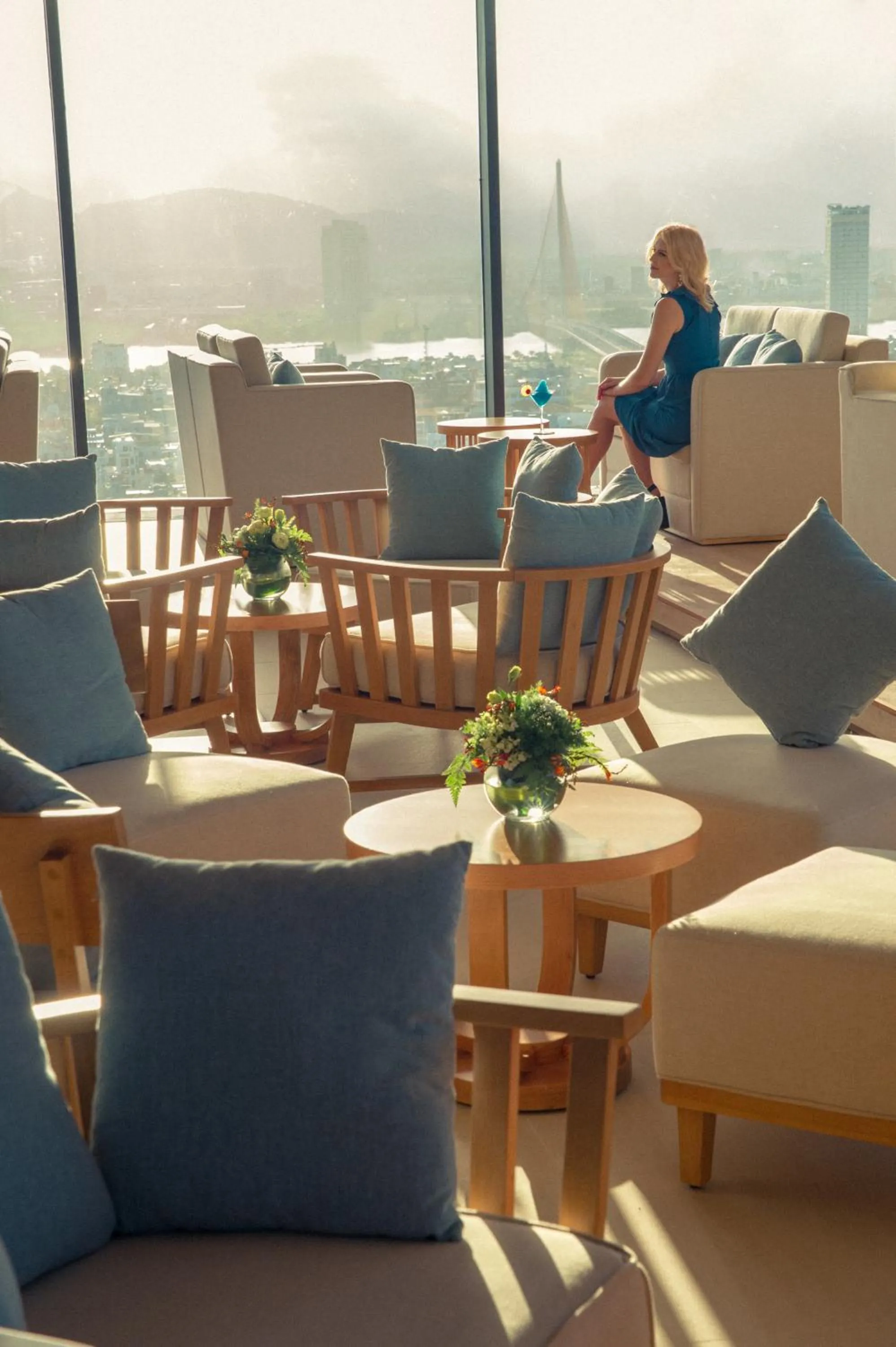 Lounge or bar in TMS Hotel Da Nang Beach