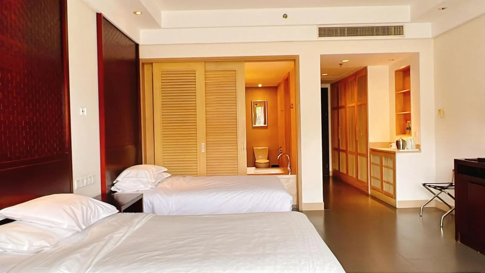 Property building in Sheraton Huizhou Beach Resort