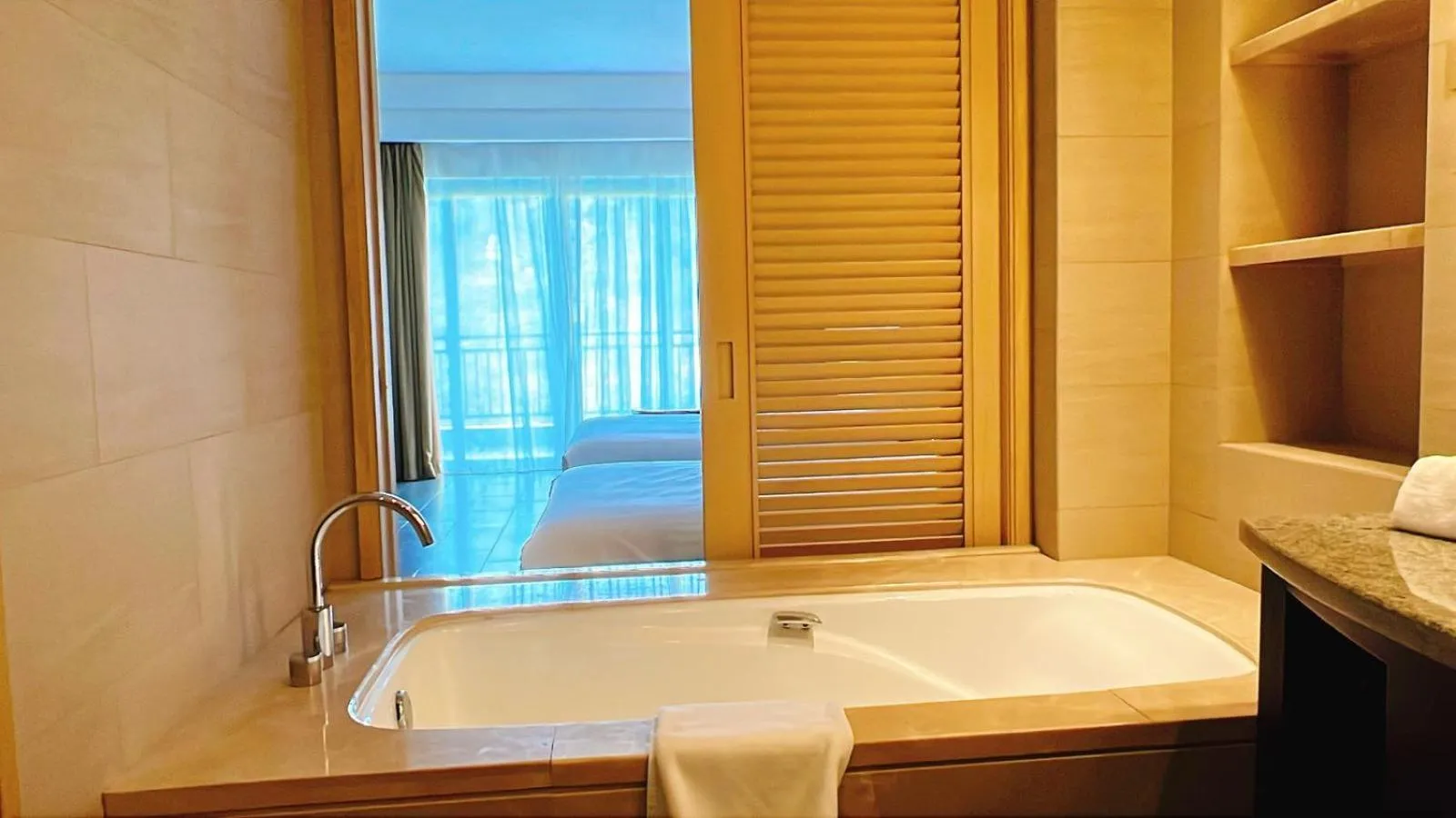 Property building in Sheraton Huizhou Beach Resort