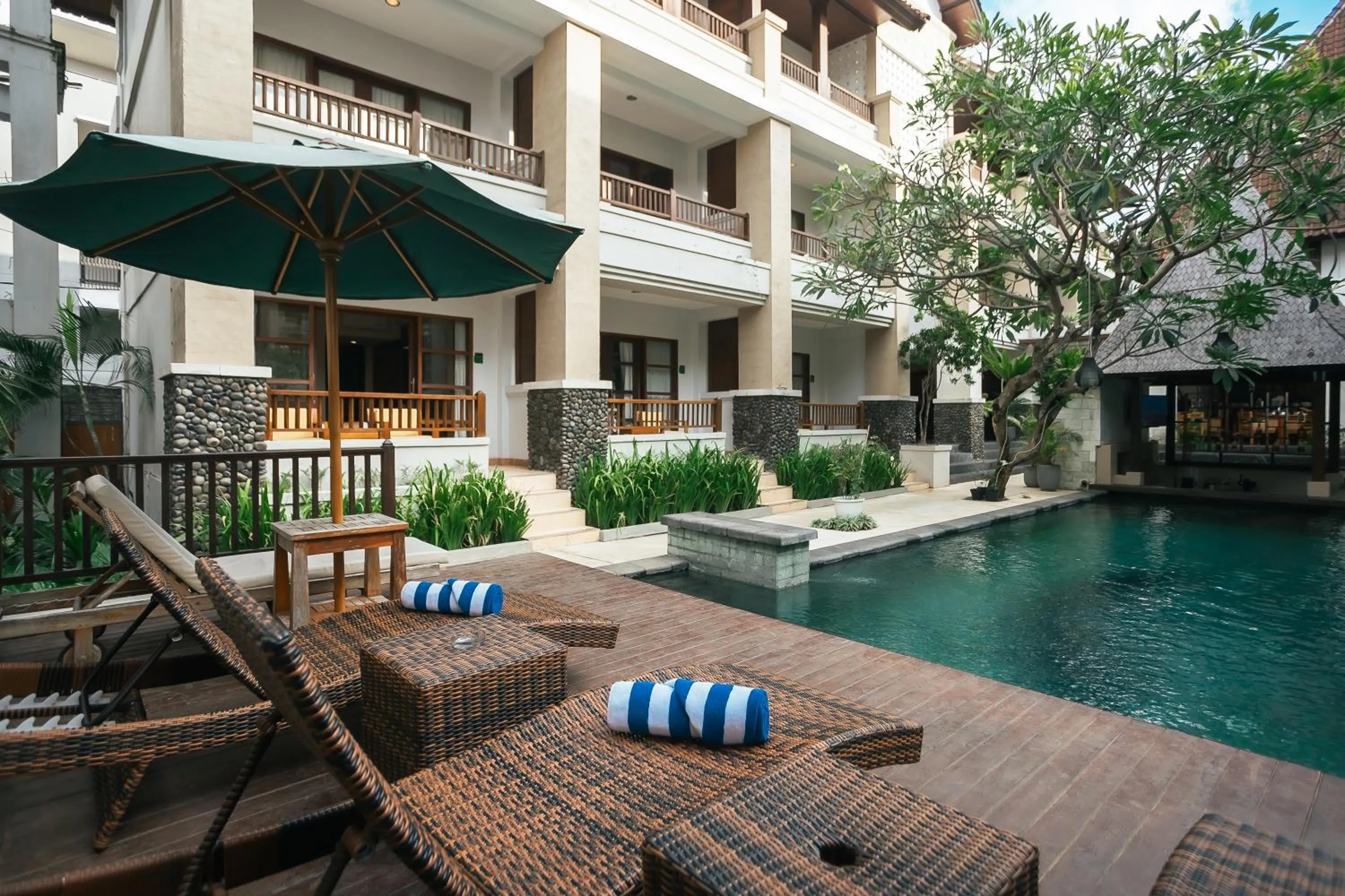 Swimming pool in Fourteen Roses Beach Hotel