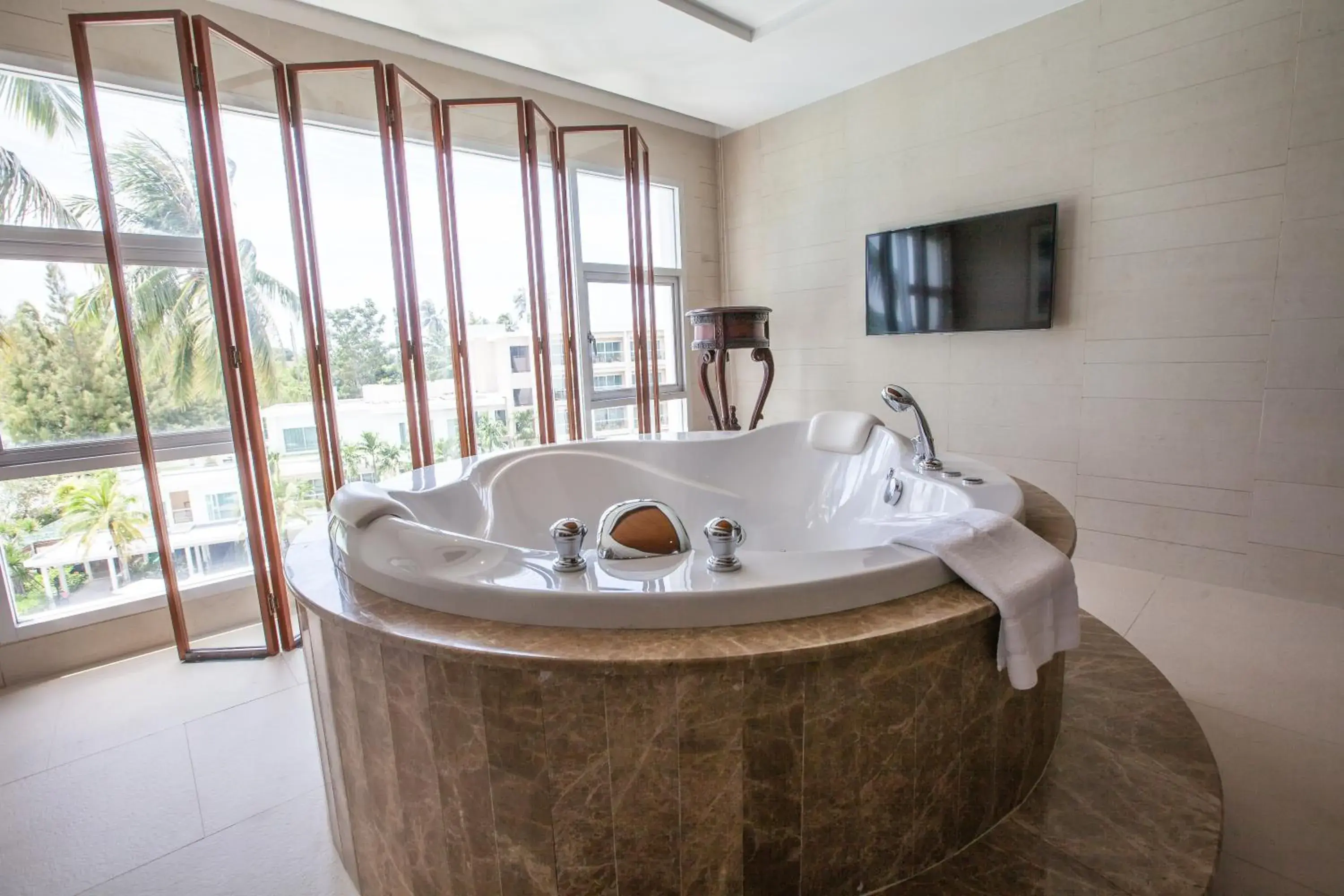 2 Bedroom Penthouse Suite in Crowne Plaza Phuket Panwa Beach, an IHG Hotel 2 Bedroom Penthouse Suite in Crowne Plaza Phuket Panwa Beach, an IHG Hotel