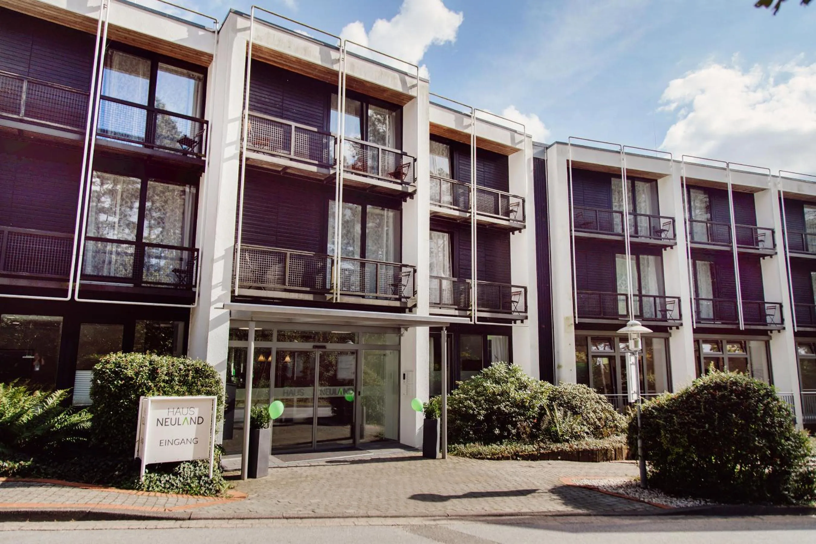 Property building in Bildungs- und Tagungshaus Haus Neuland