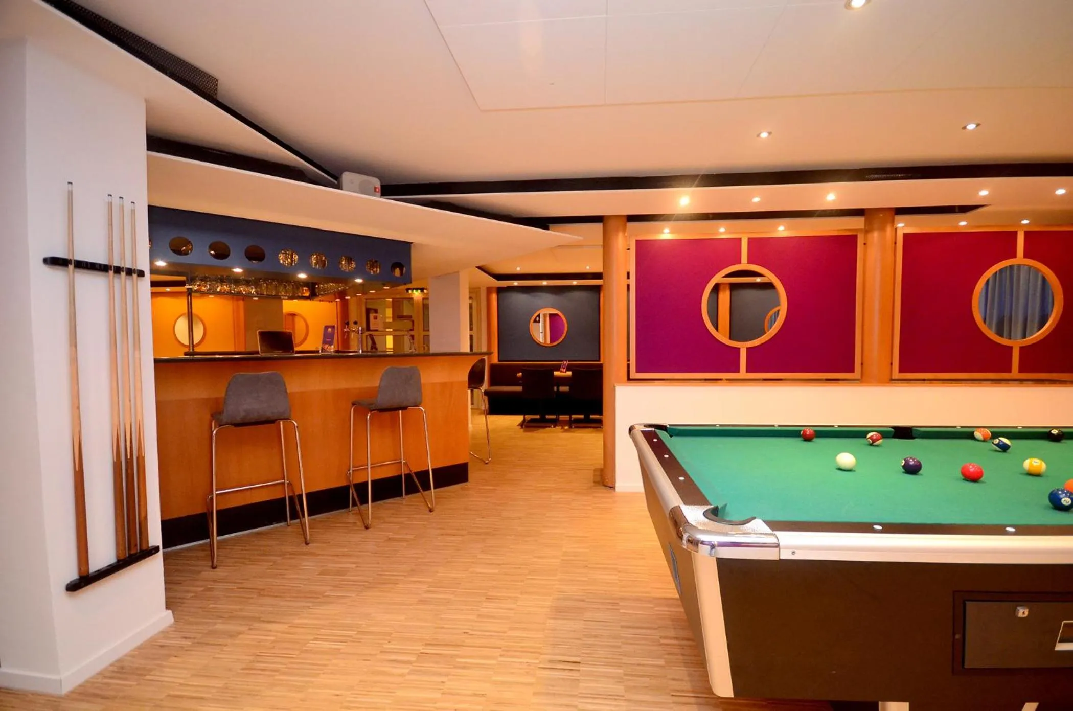 Billiard in Bildungs- und Tagungshaus Haus Neuland