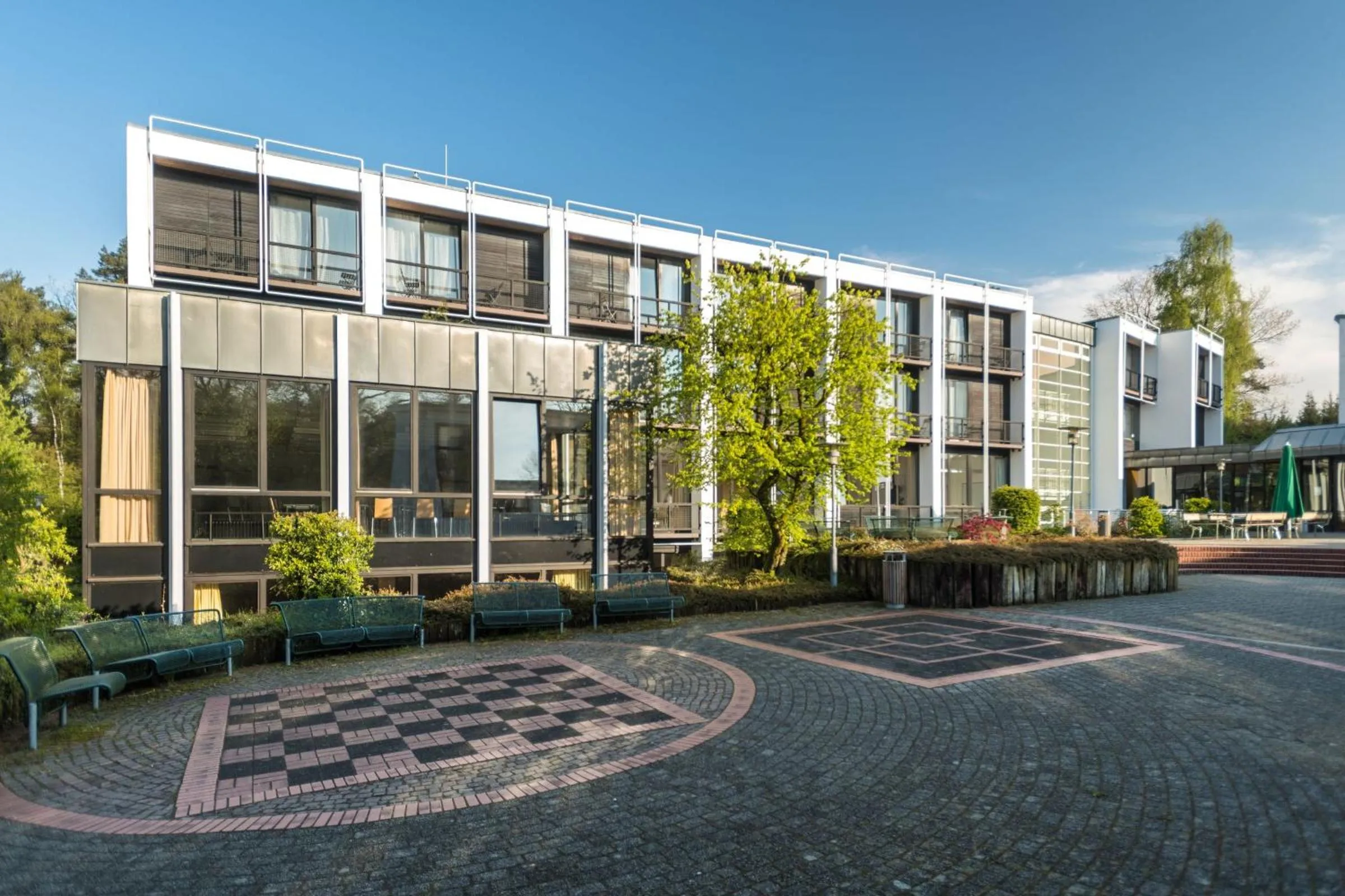 Property building in Bildungs- und Tagungshaus Haus Neuland