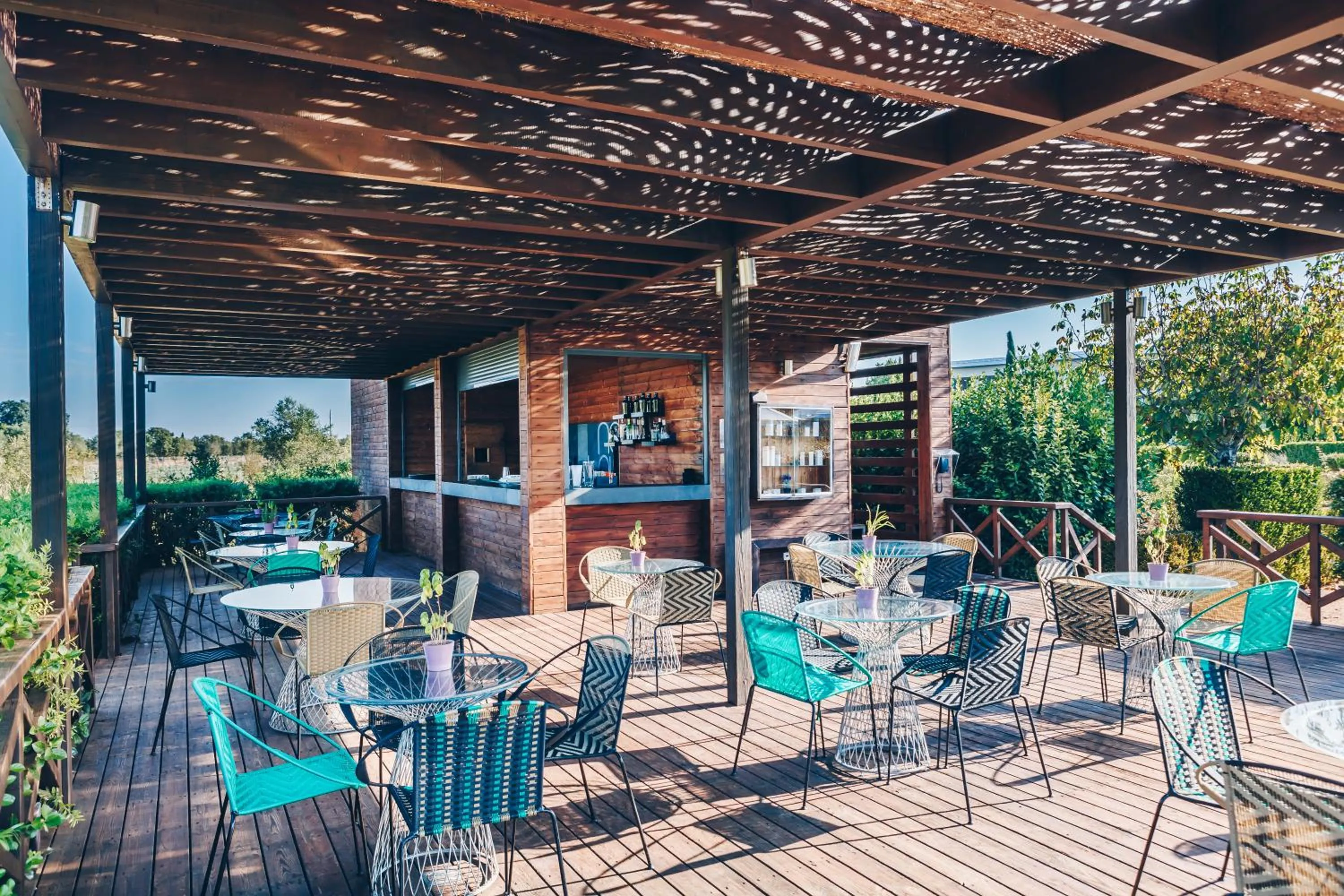 Lounge or bar in Convento do Espinheiro, Historic Hotel & Spa
