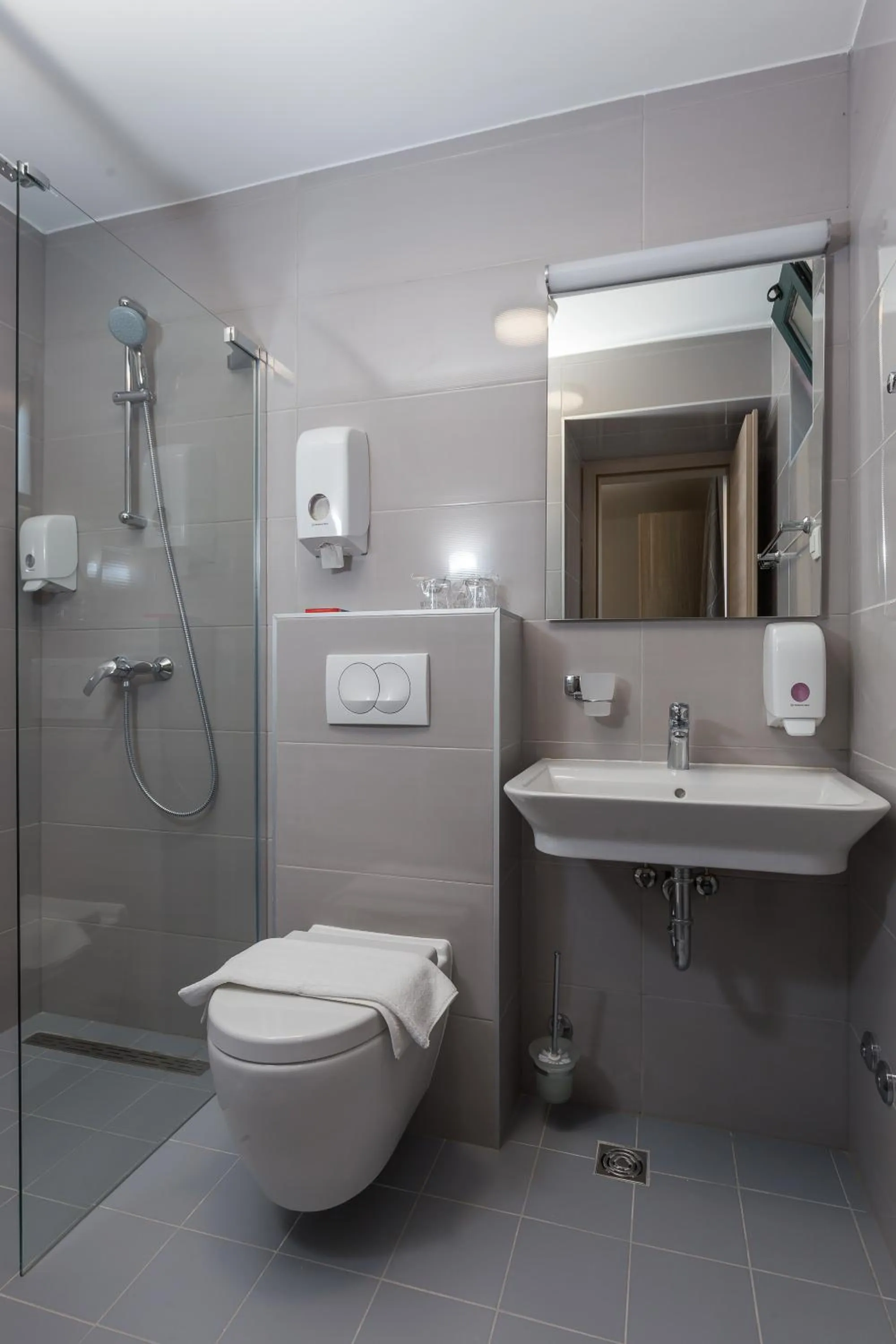 Bathroom in Hotel Vimbula - Komolac