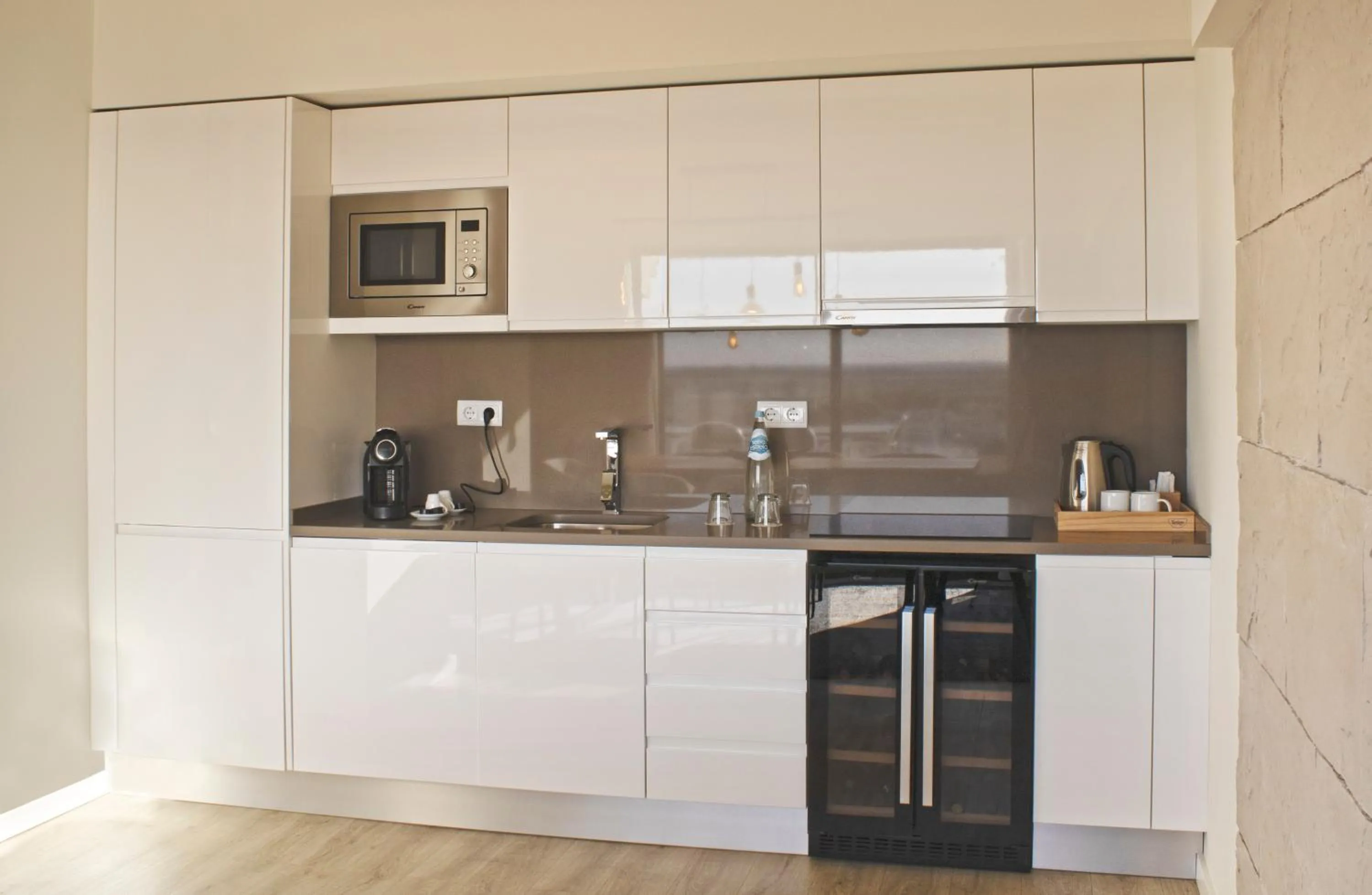 Kitchen or kitchenette in AP Maria Nova Lounge - Adults Friendly