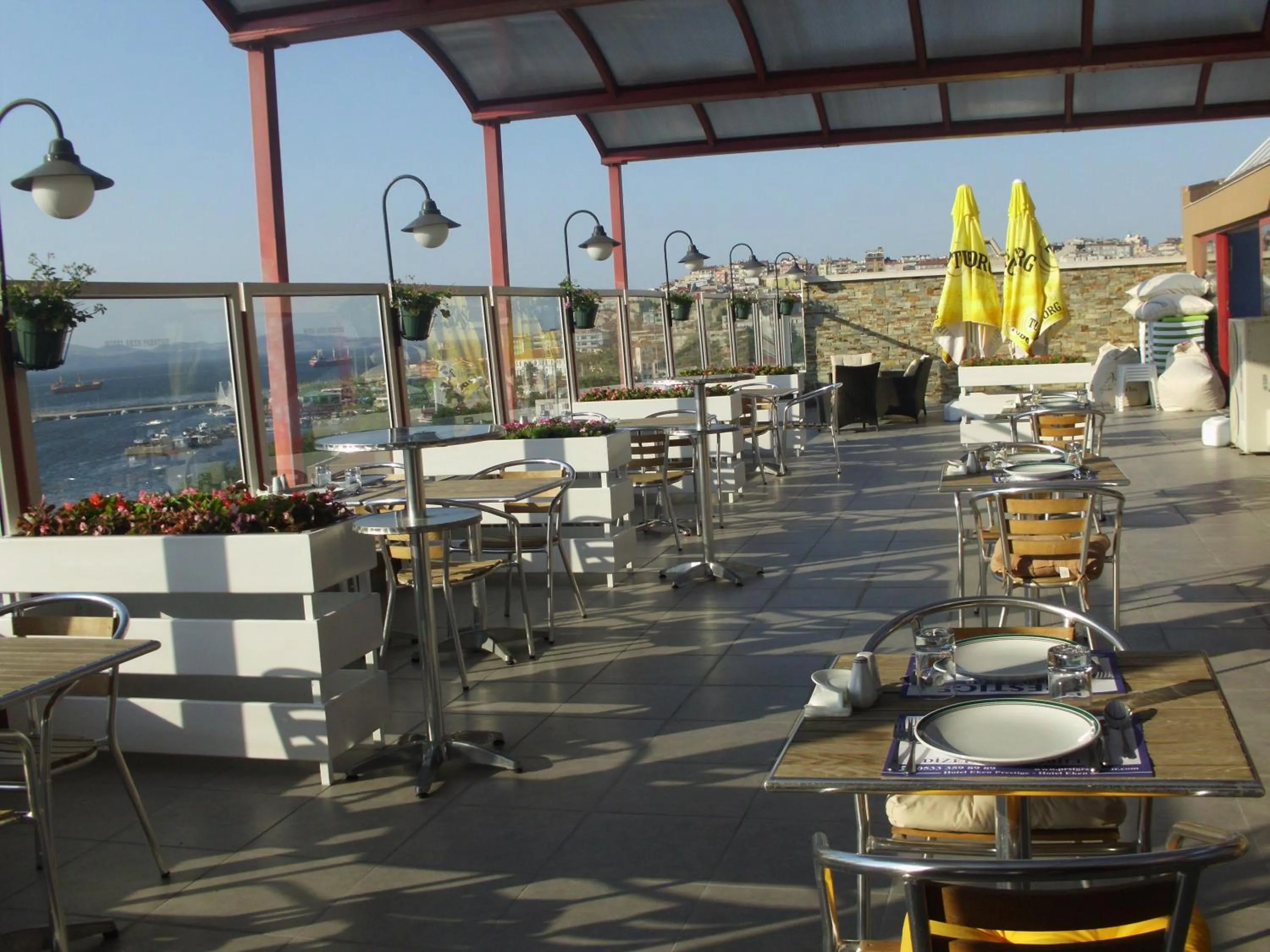 Balcony/Terrace in Hotel Eken Prestige