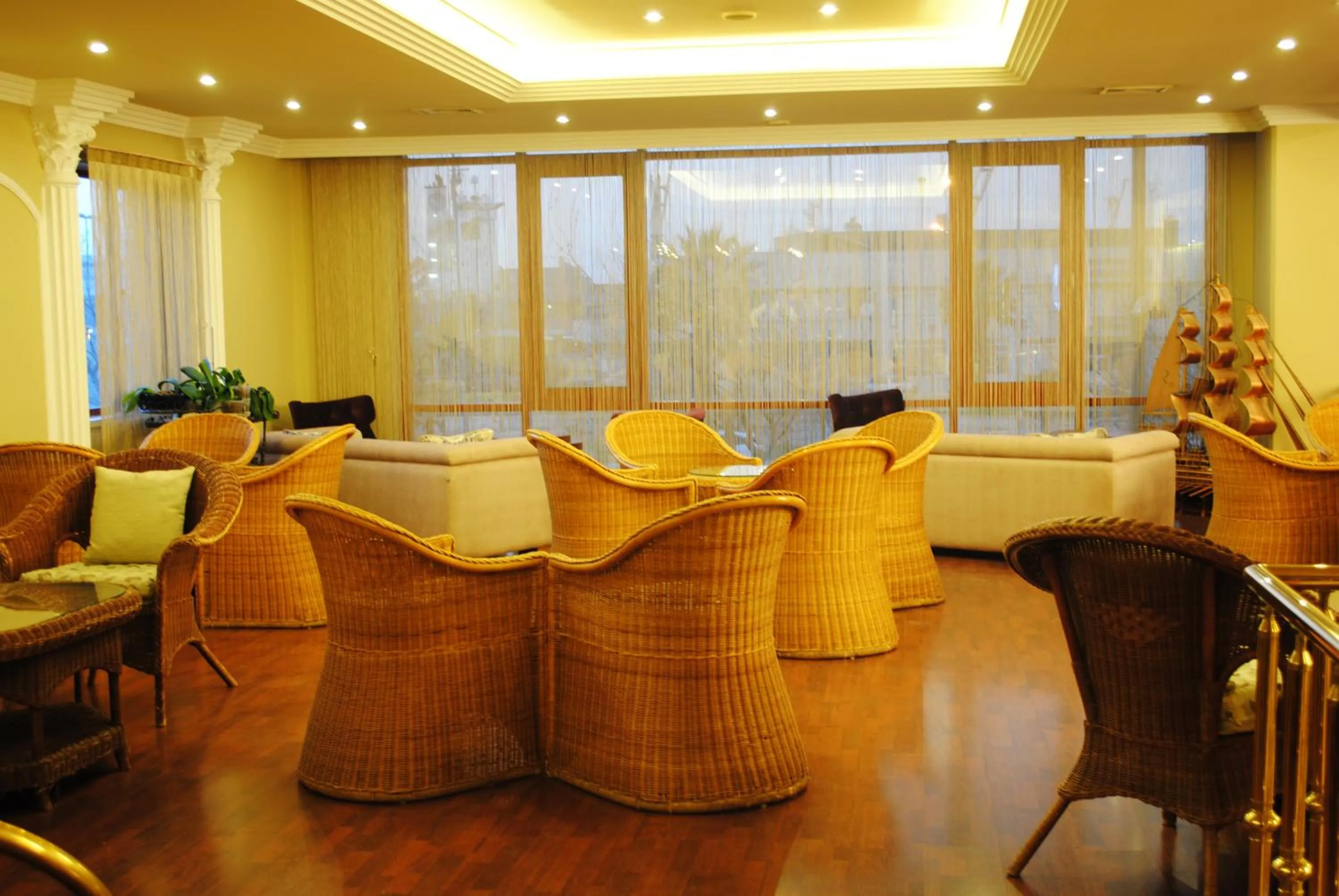 Lounge or bar in Hotel Eken Prestige