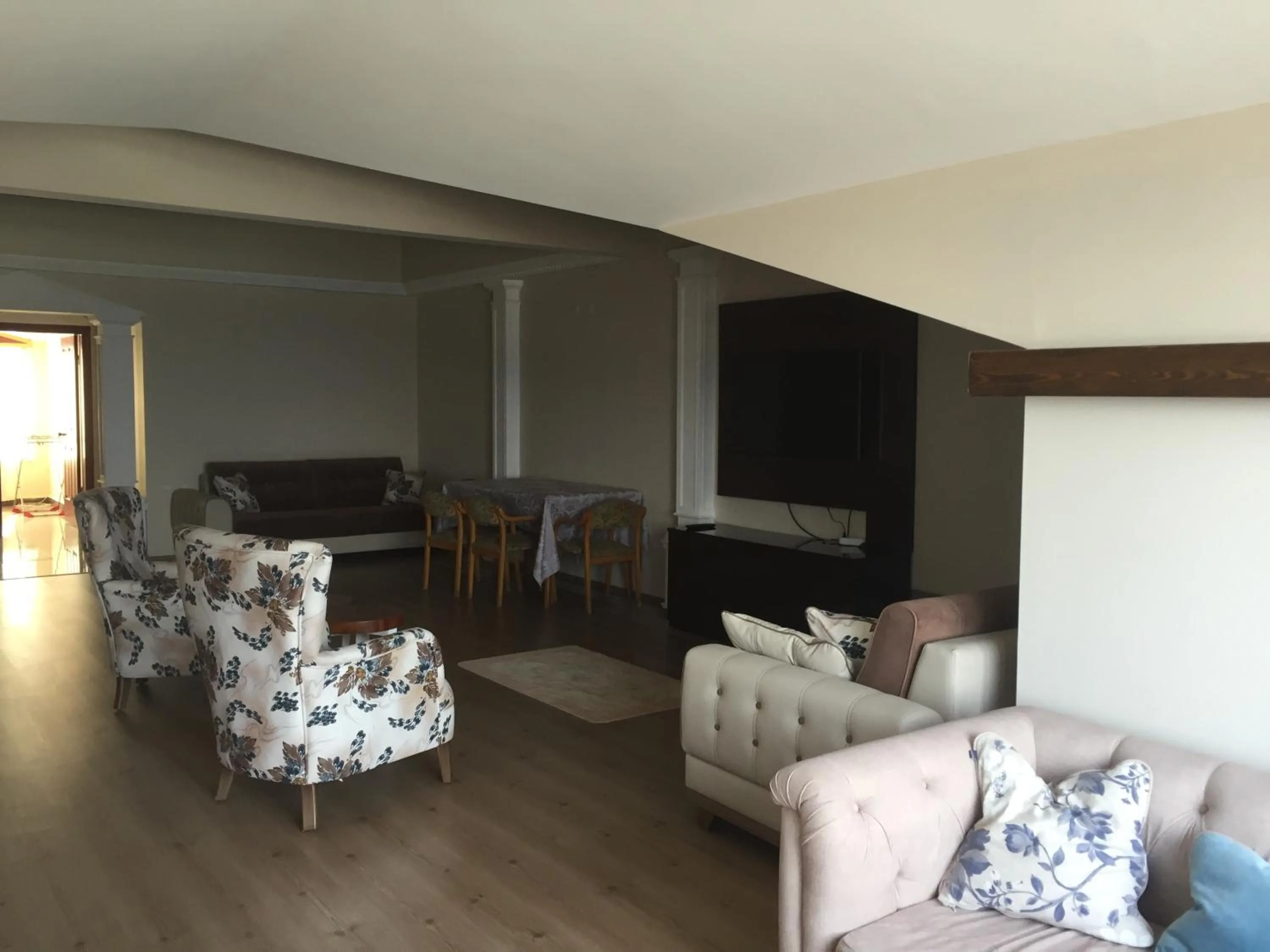 Living room in Hotel Eken Prestige