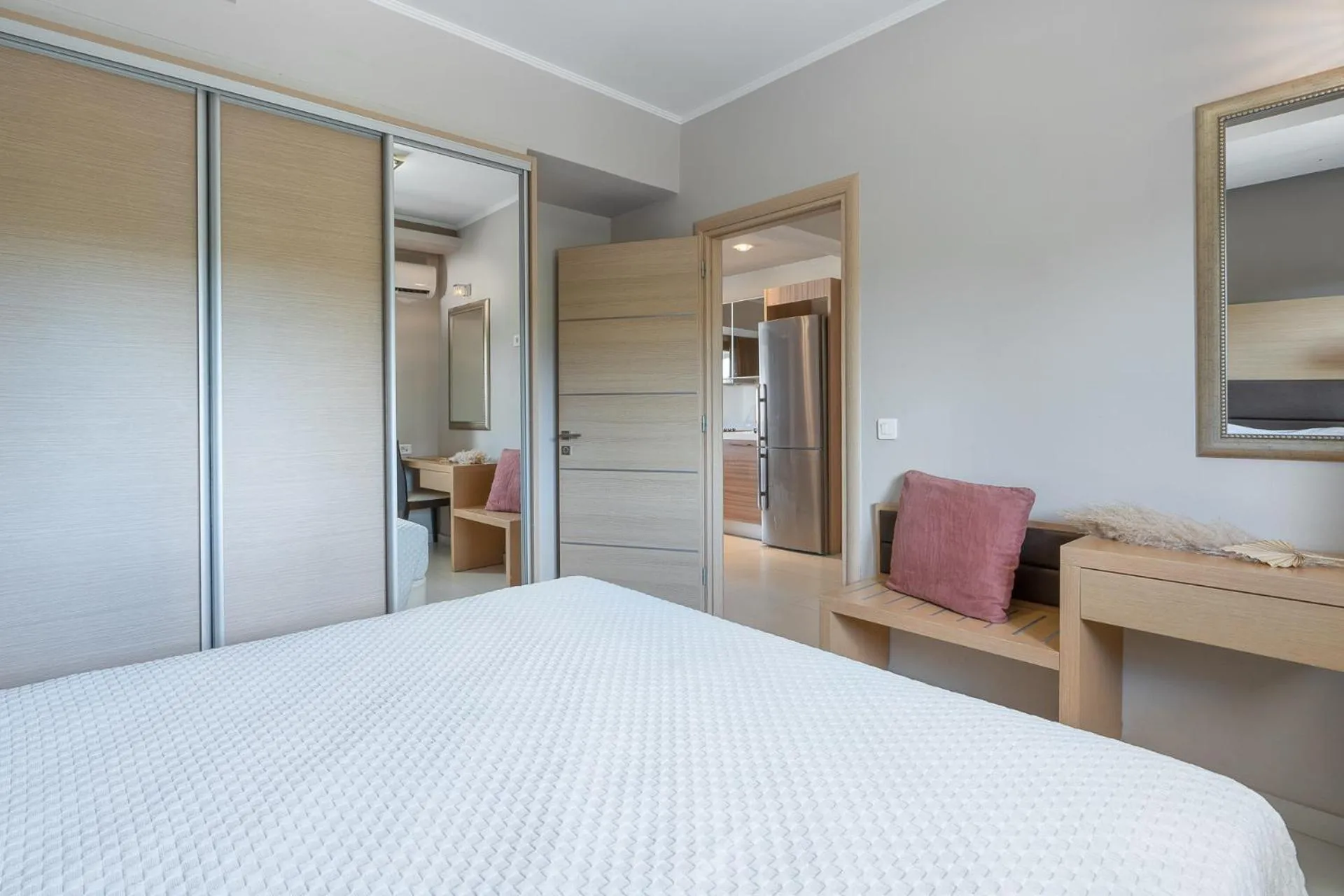 Bed in Kymothoe Elite Suites