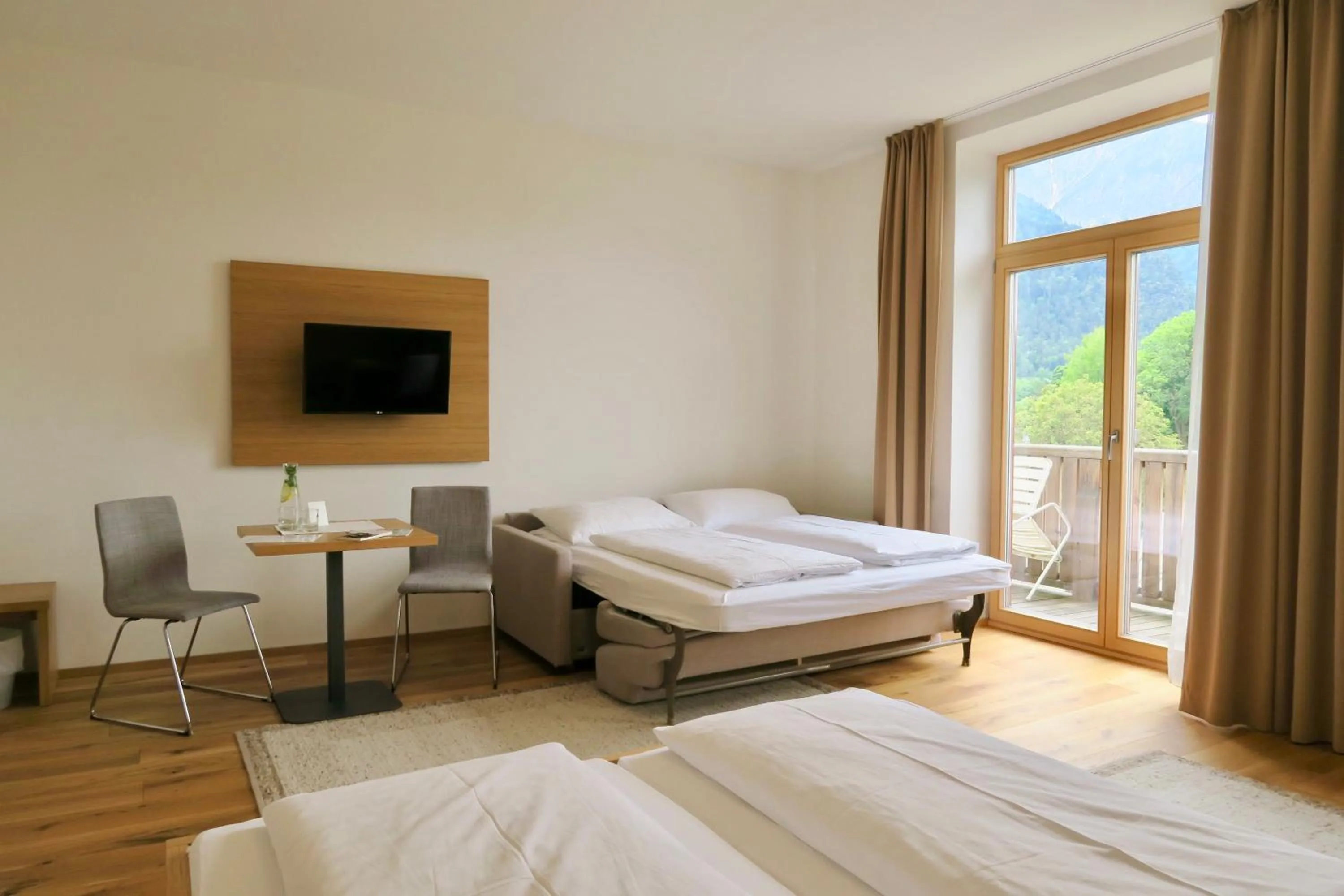 Photo of the whole room, Bed in Hotel Vötterl