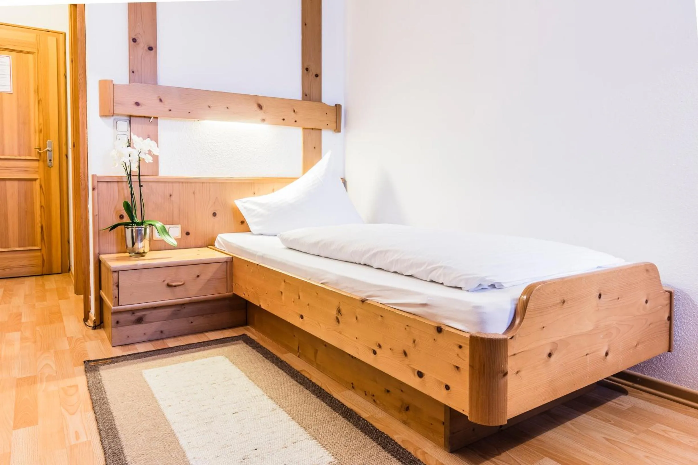 Bed in Hotel Vötterl