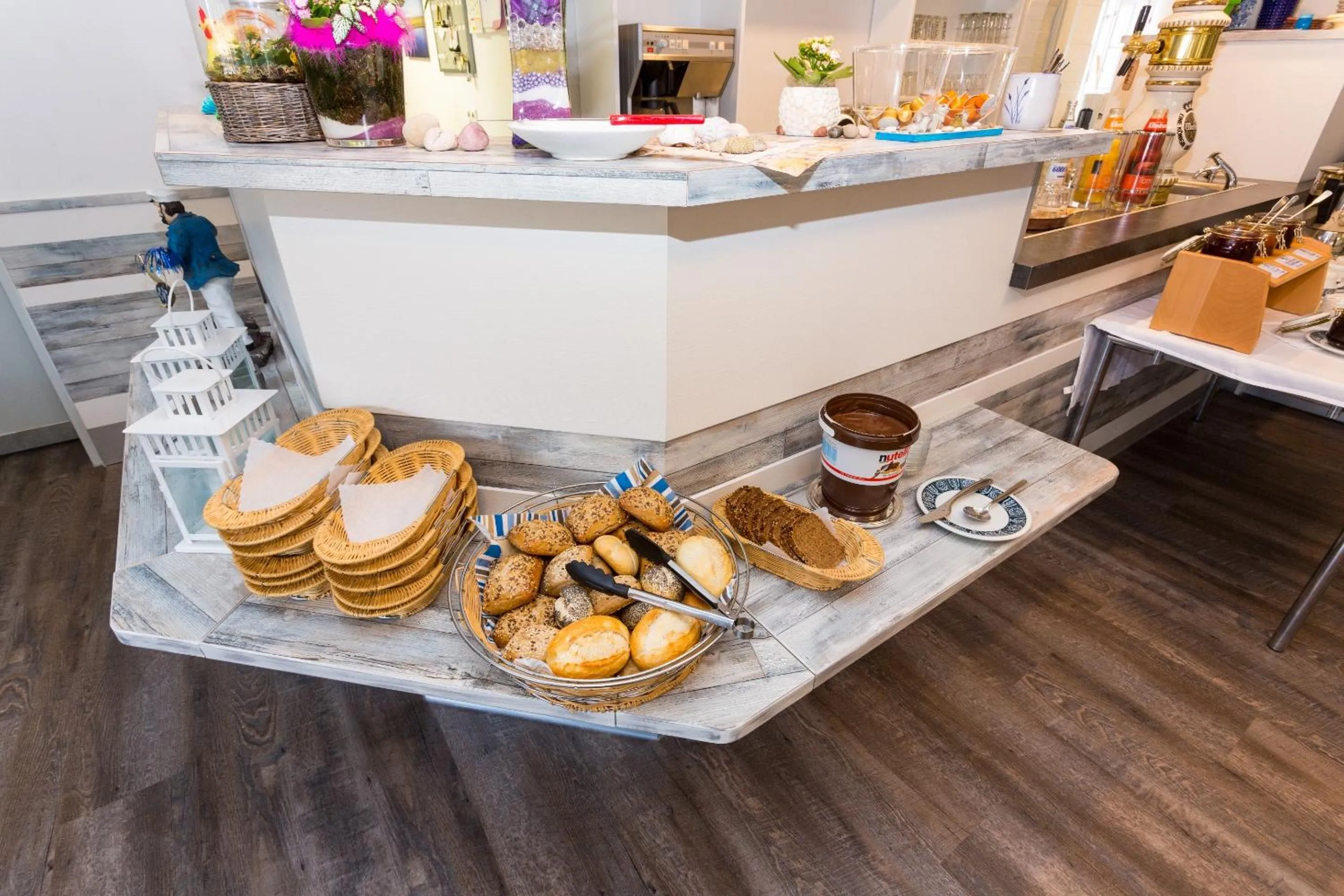 Buffet breakfast in Letj Briis