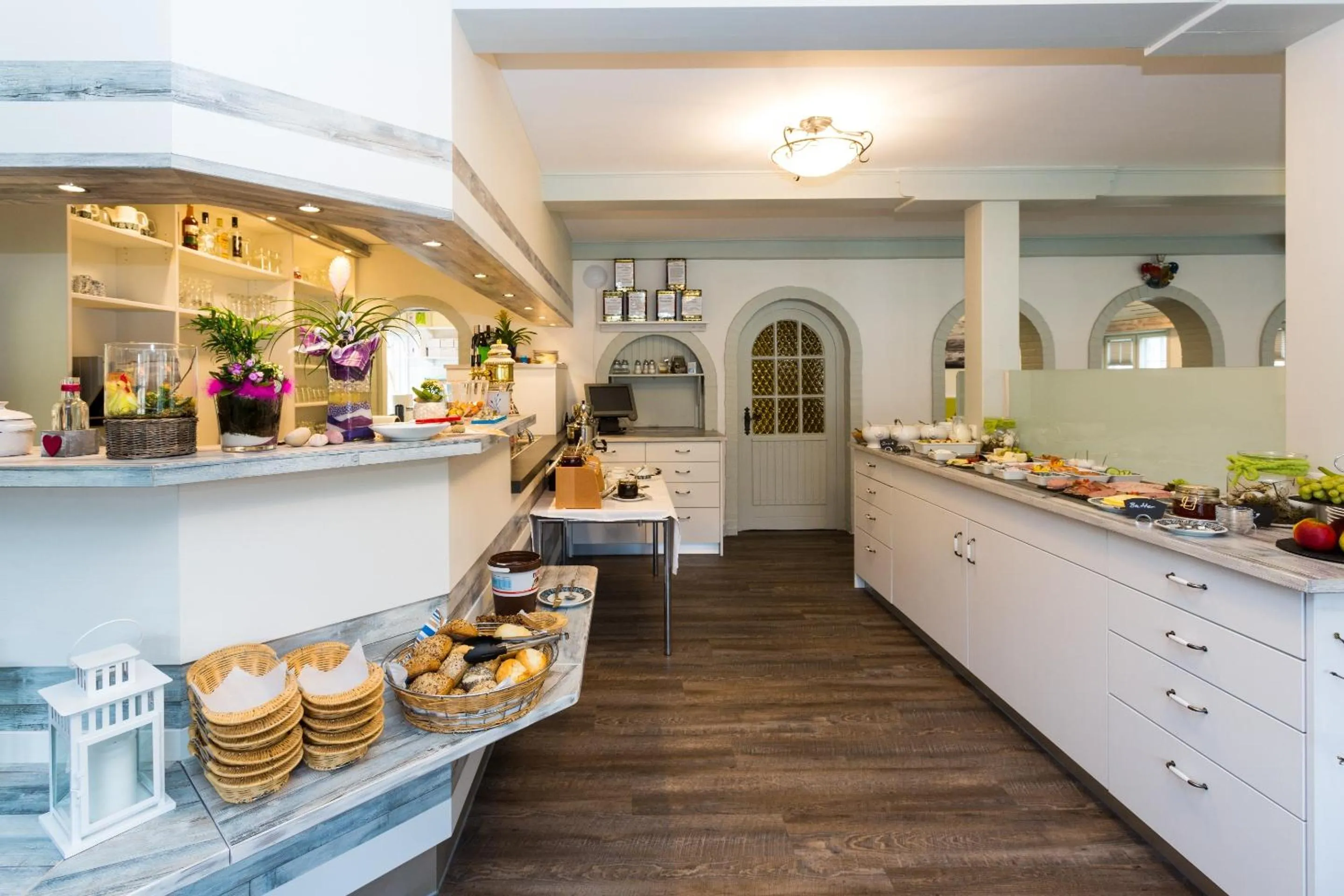 Restaurant/places to eat in Letj Briis