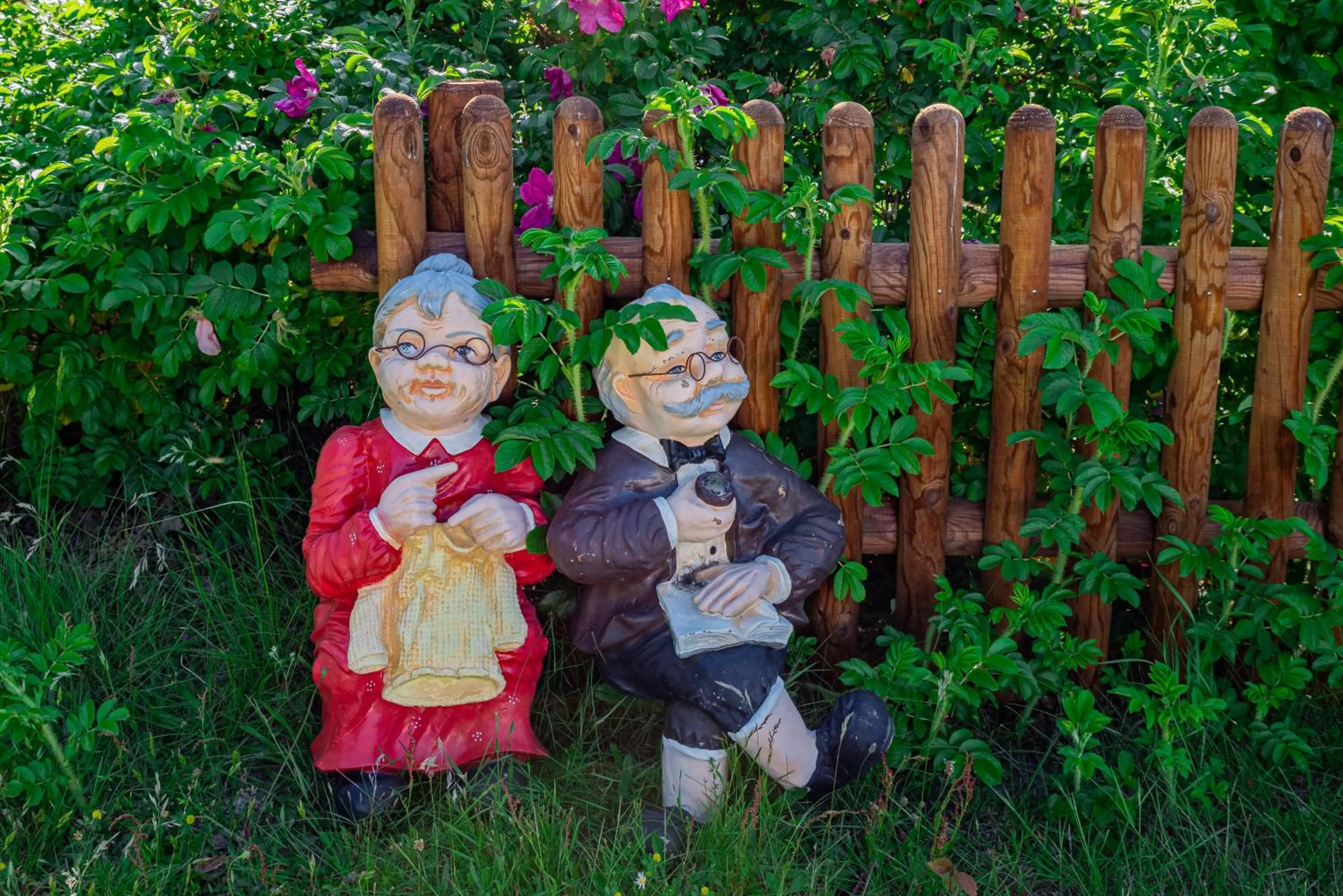 People in Letj Briis