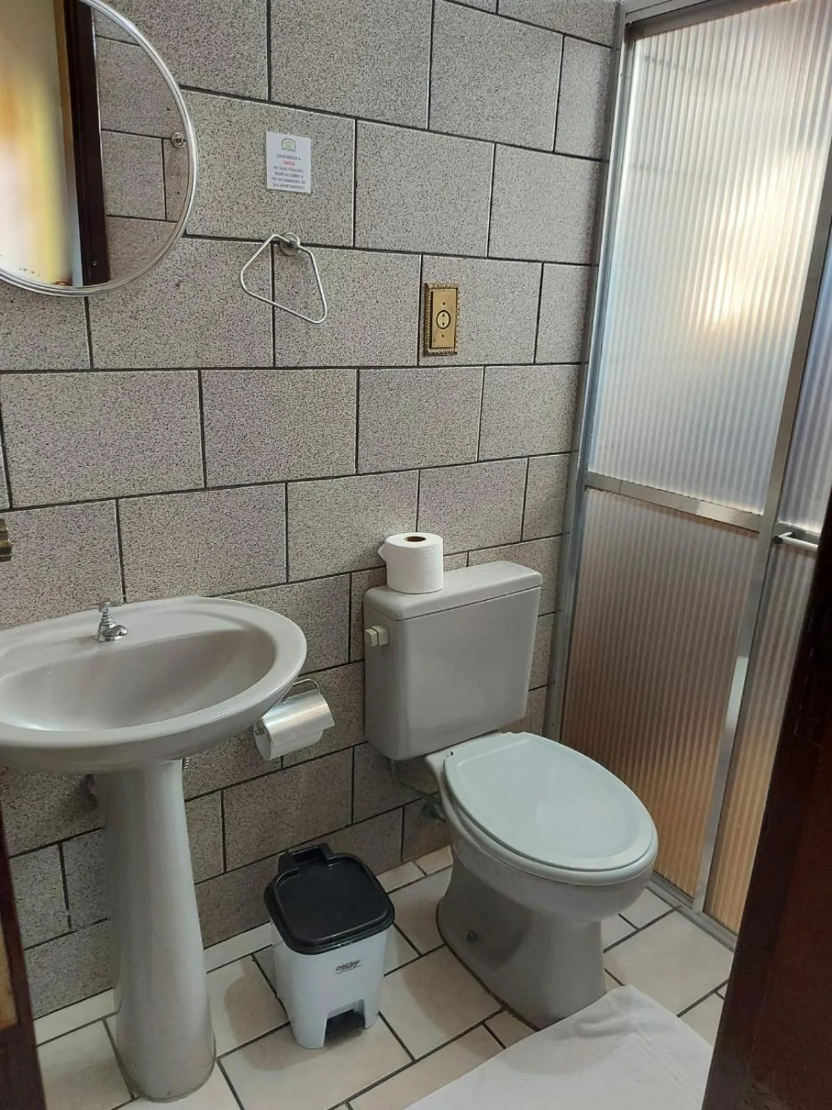 bidet in Hotel Colonial