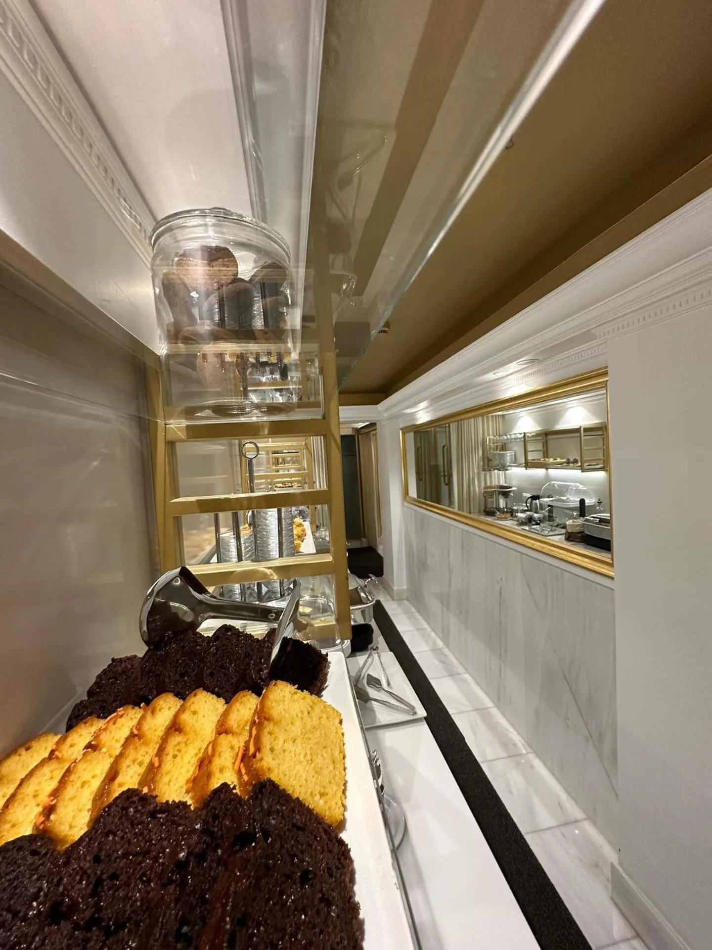 Breakfast in Hotel Galaxias