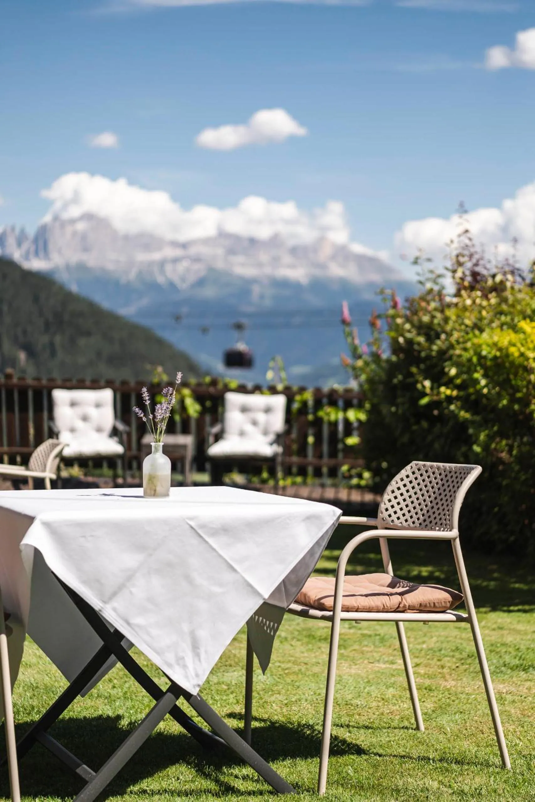 Restaurant/places to eat in Chalet Grumer Suites&Spa