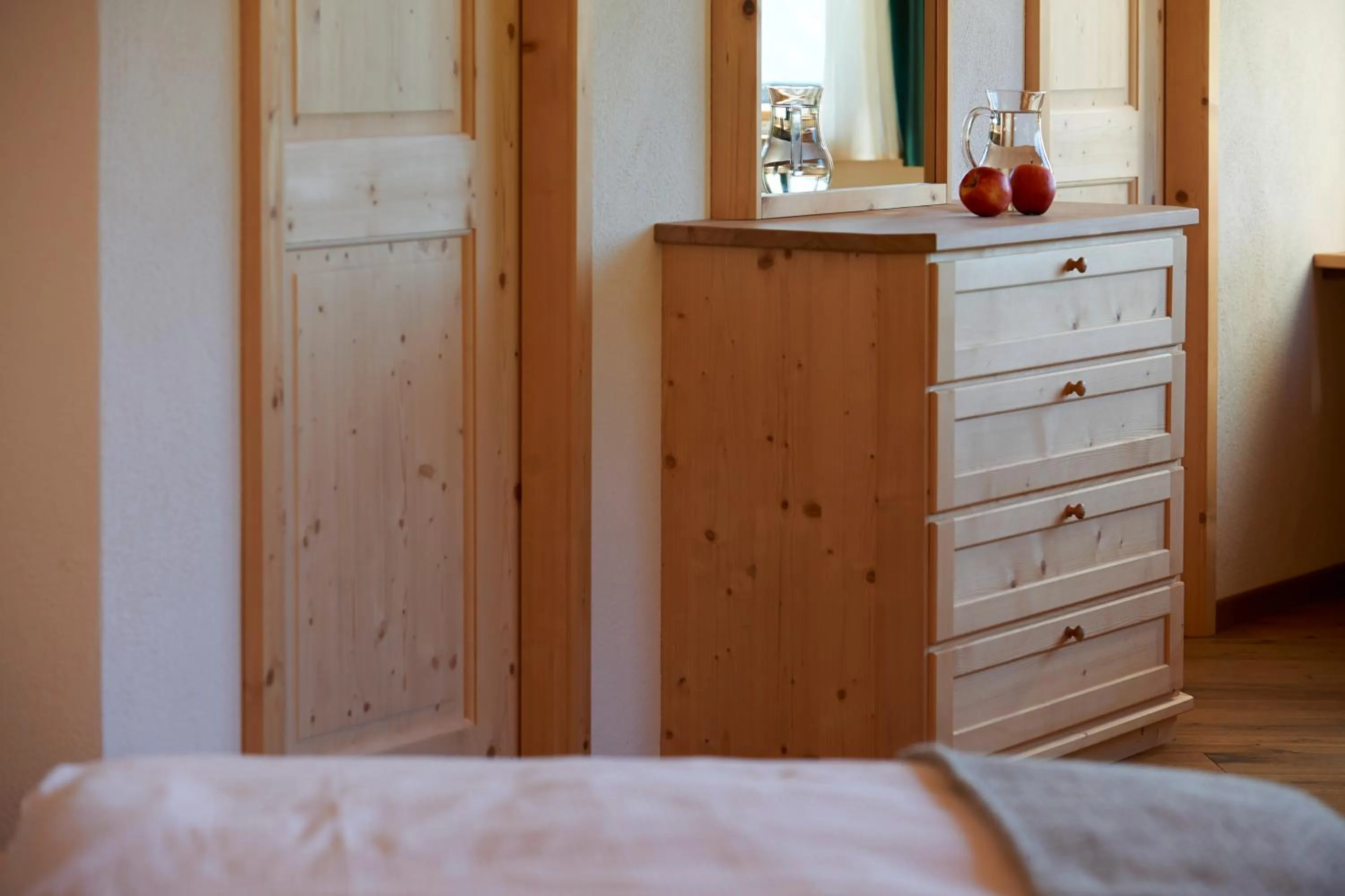 Decorative detail, Bed in Chalet Grumer Suites&Spa