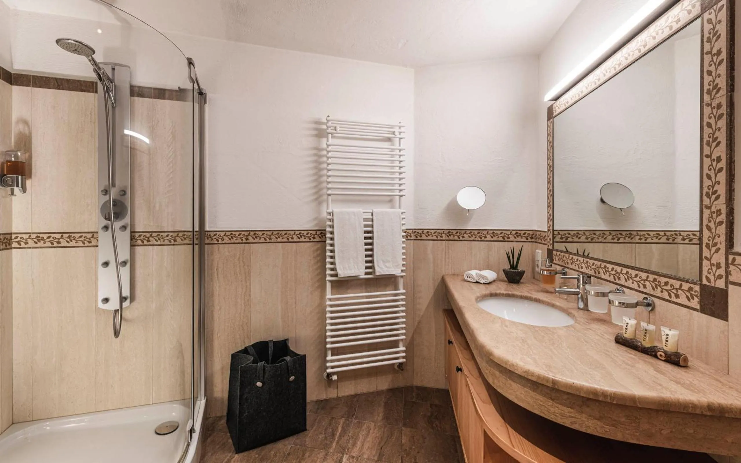 Bathroom in Chalet Grumer Suites&Spa