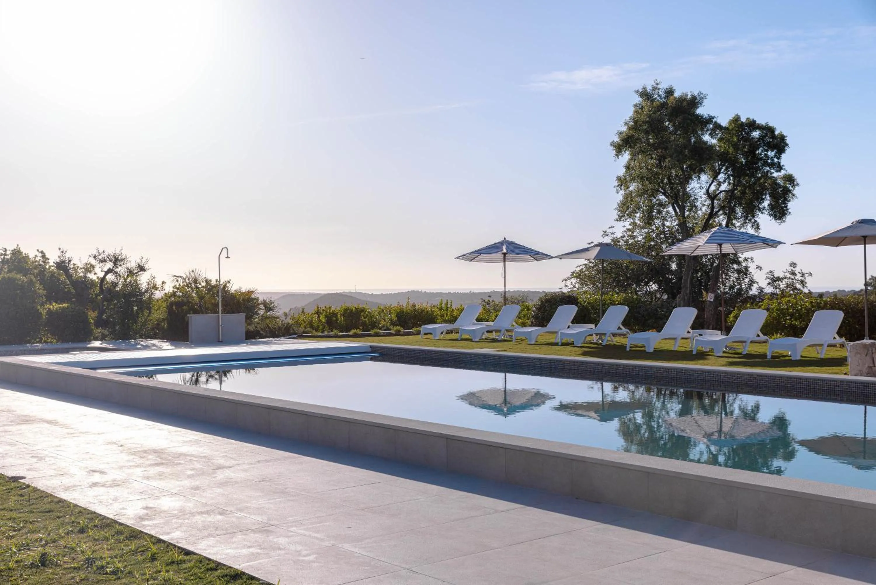 Swimming pool in Hotel Rural Quinta do Marco - Nature & Dining