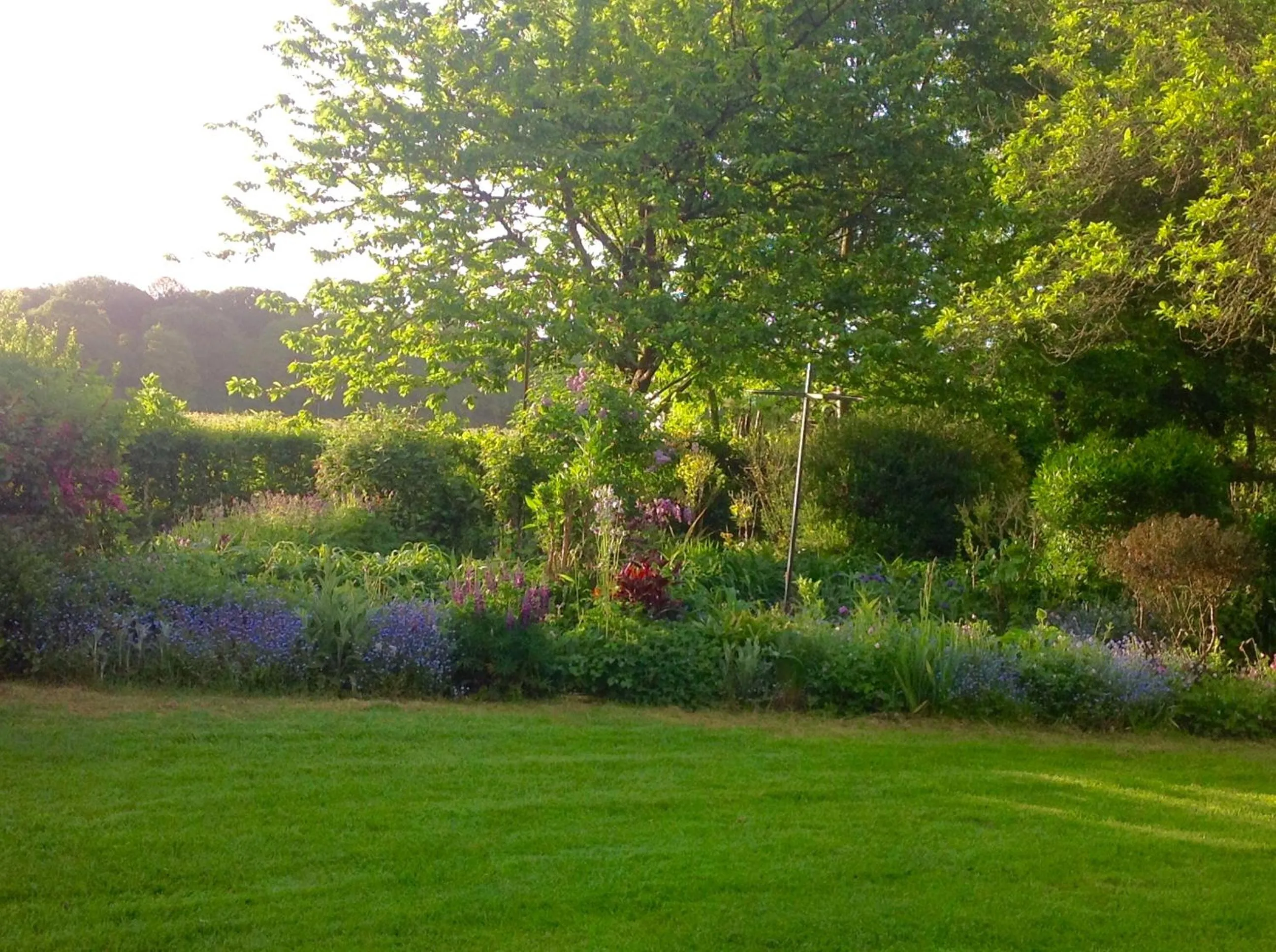 Garden view in Au Pont Ricoul