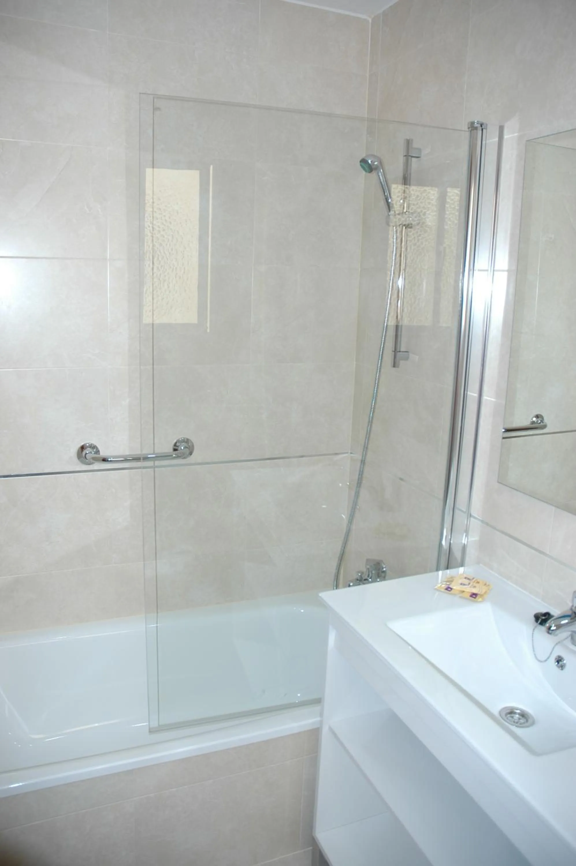 Bathroom in Hotel Victoria Centro