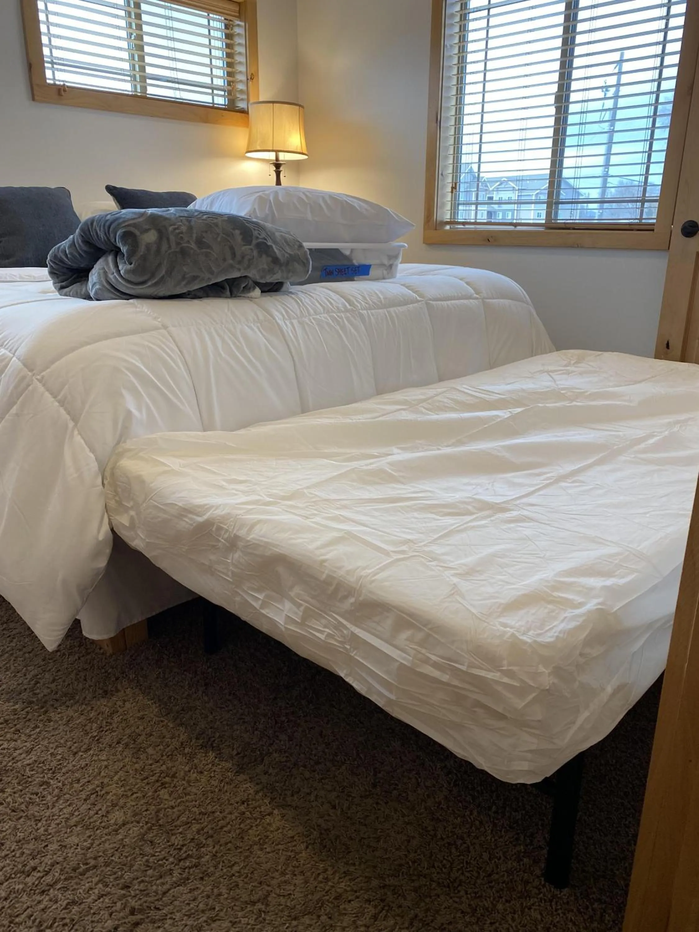 Other, Bed in The Raspberry Garden