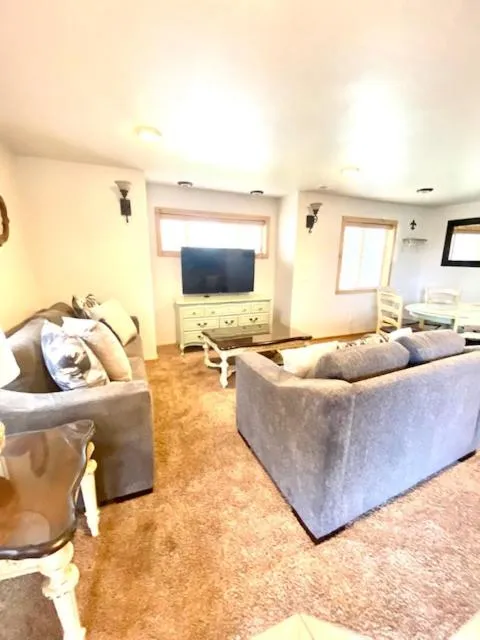 Living room in The Raspberry Garden