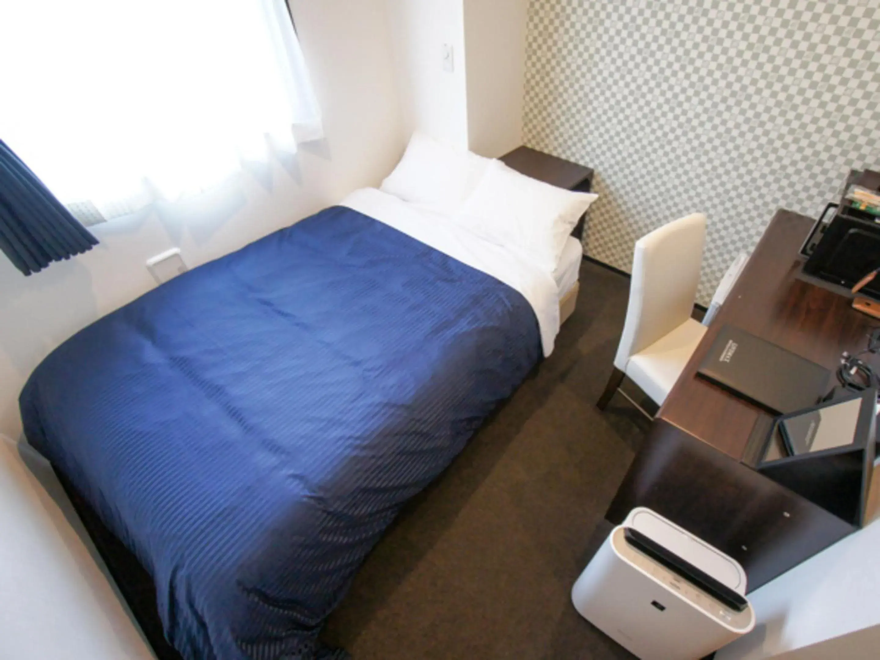 Double room with Small Double Bed - single occupancy - Smoking in HOTEL LiVEMAX Minamihashimoto Ekimae Double room with Small Double Bed - single occupancy - Smoking in HOTEL LiVEMAX Minamihashimoto Ekimae