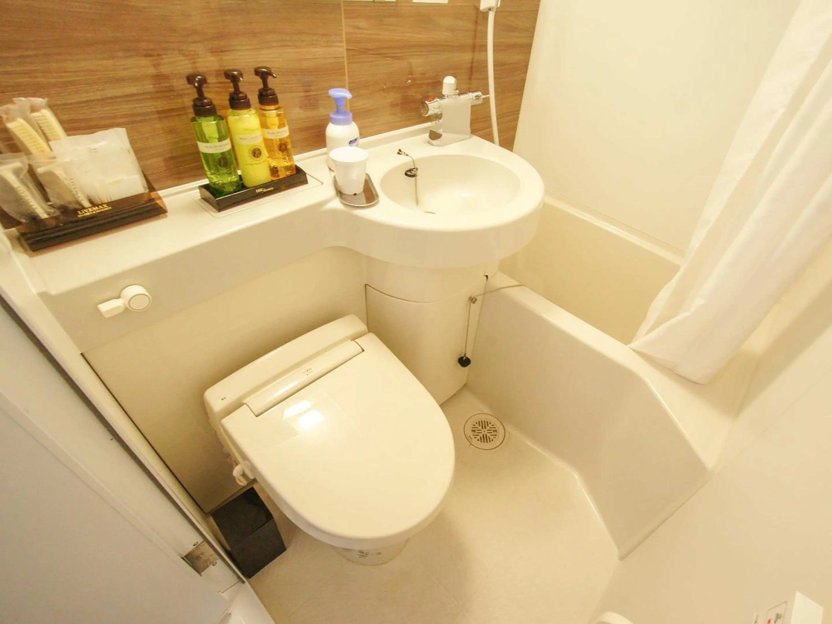 Bathroom in HOTEL LiVEMAX Sagamihara Ekimae