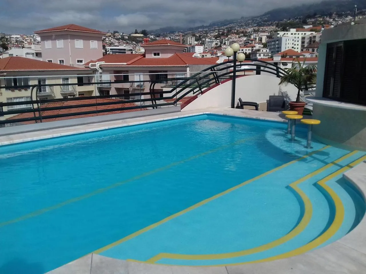 Swimming pool in Hotel Windsor