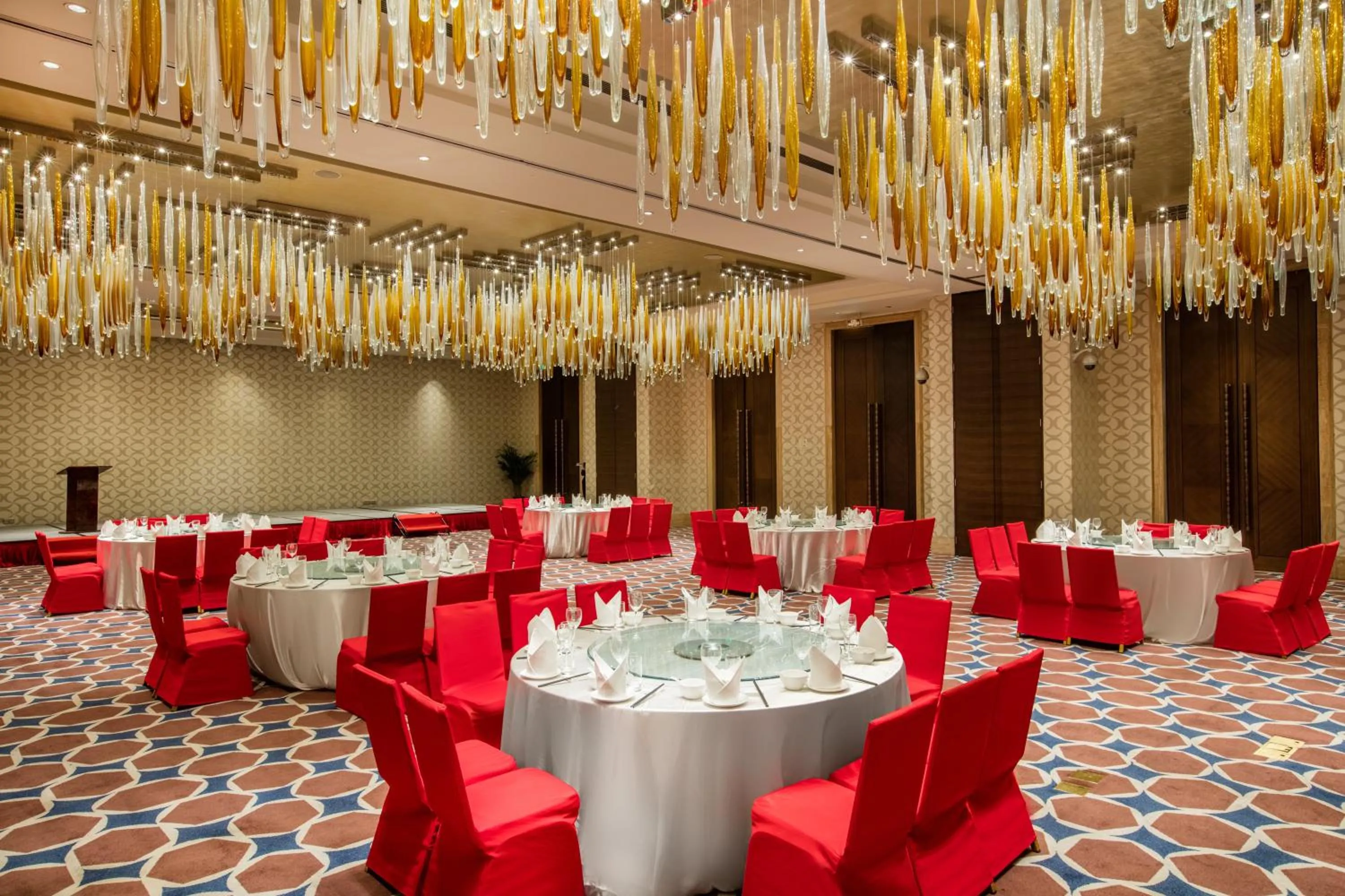 Banquet/Function facilities in Crowne Plaza Hefei by IHG